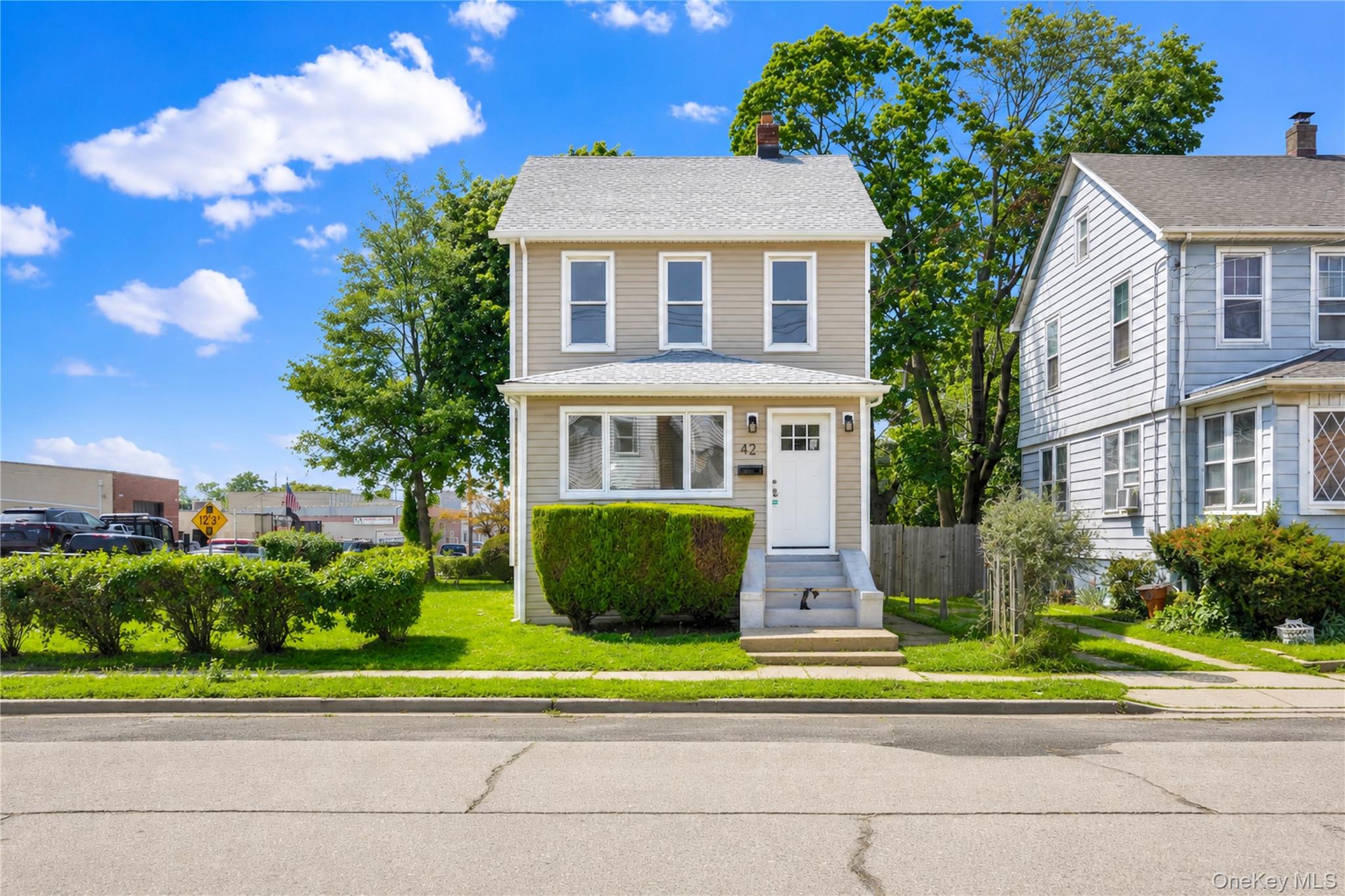 42 Satterie Avenue Property Photo 1