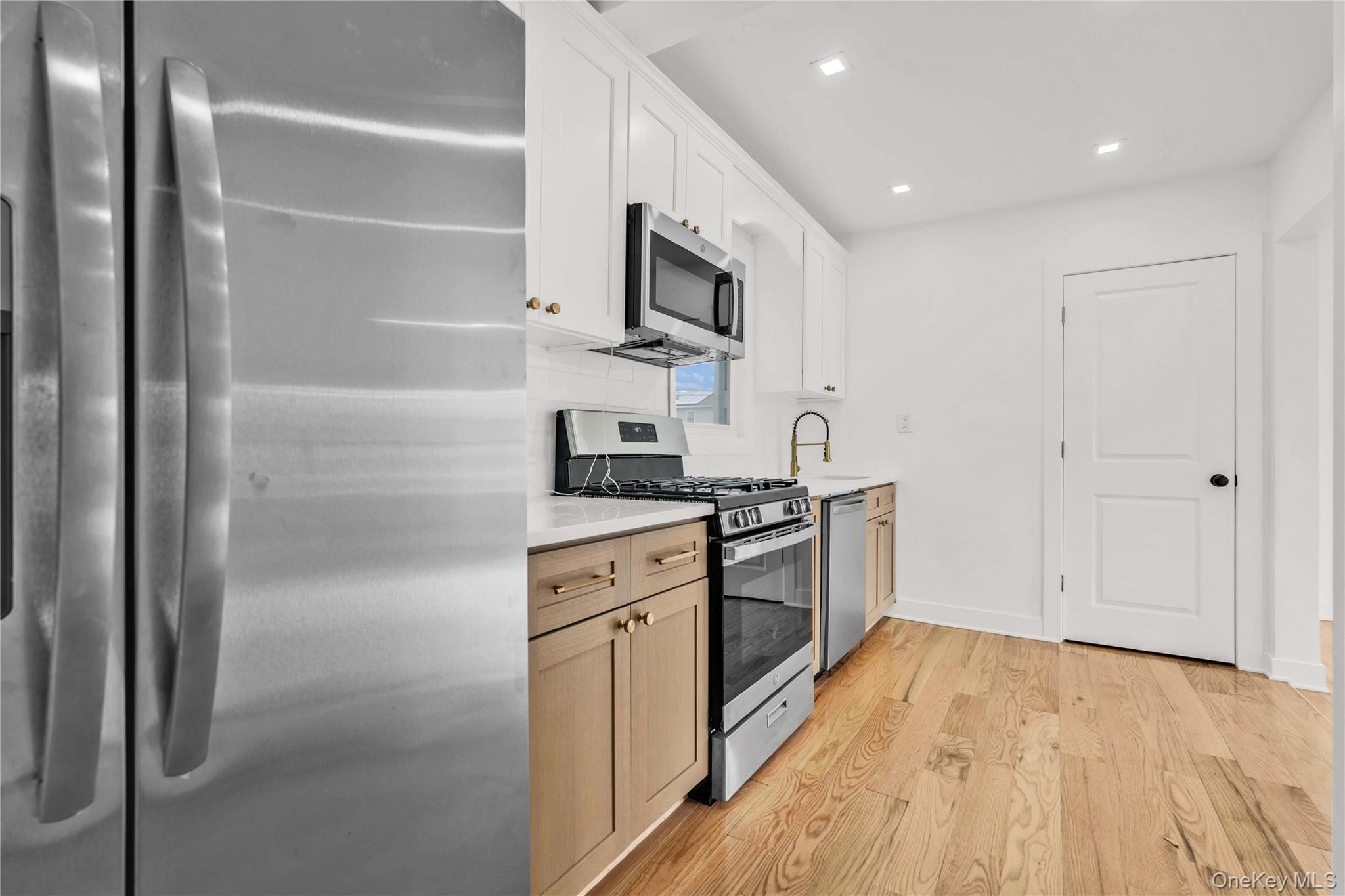42 Satterie Avenue Property Photo 7