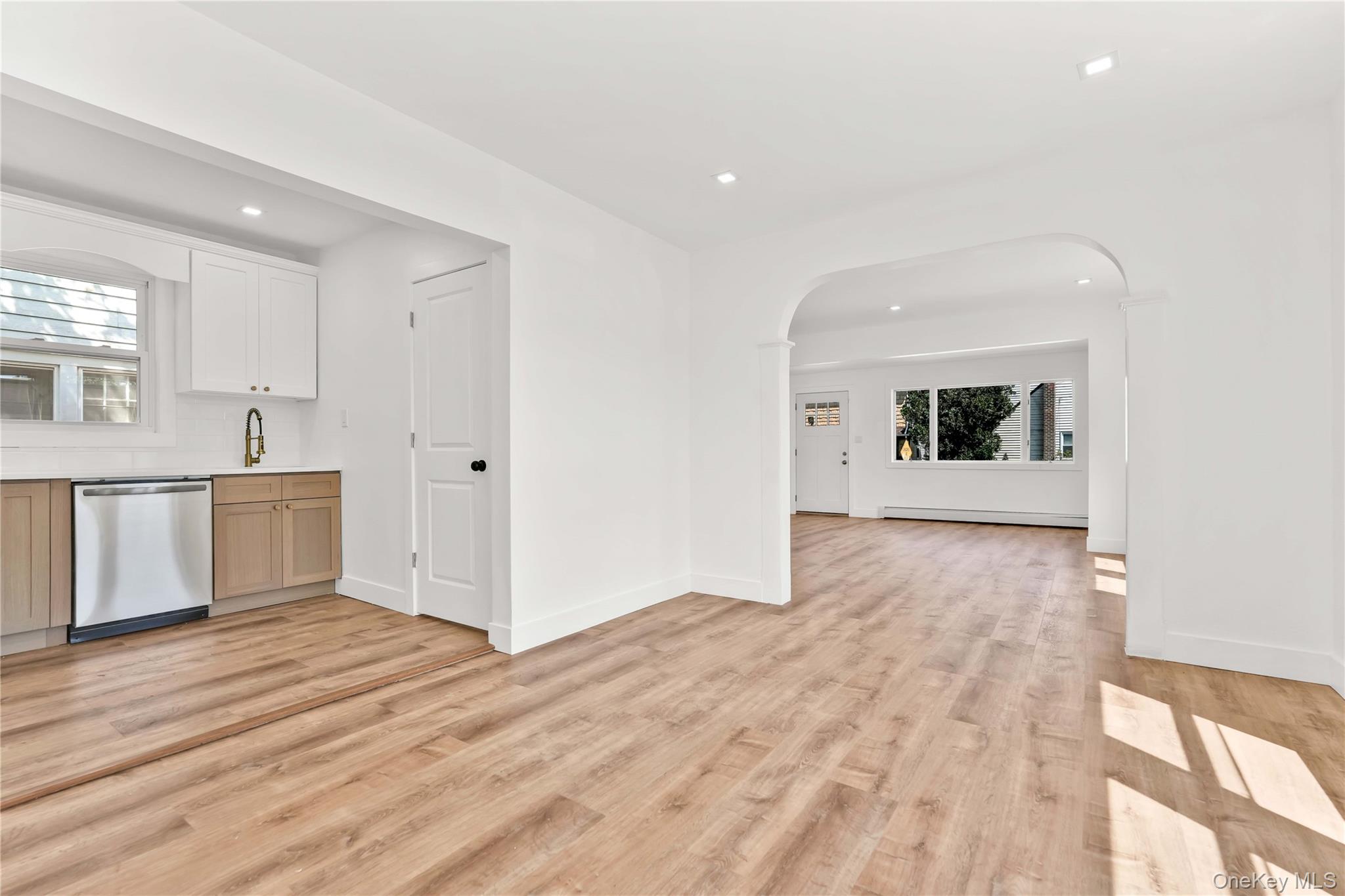 42 Satterie Avenue Property Photo 8