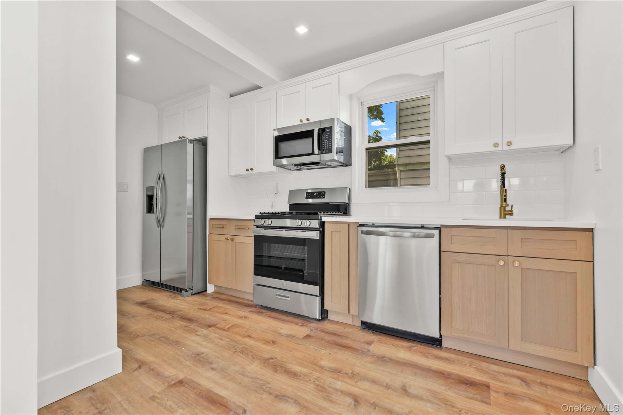 42 Satterie Avenue Property Photo 10