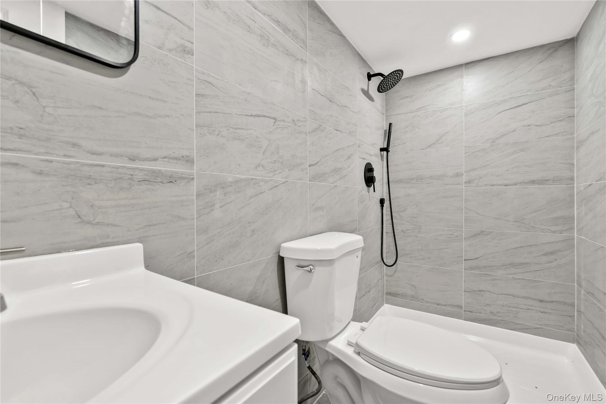 42 Satterie Avenue Property Photo 38
