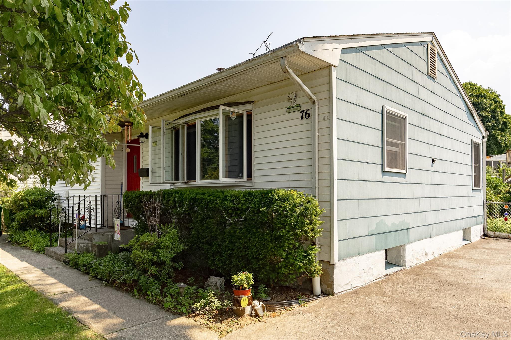 76 Phillips Street Property Photo 2