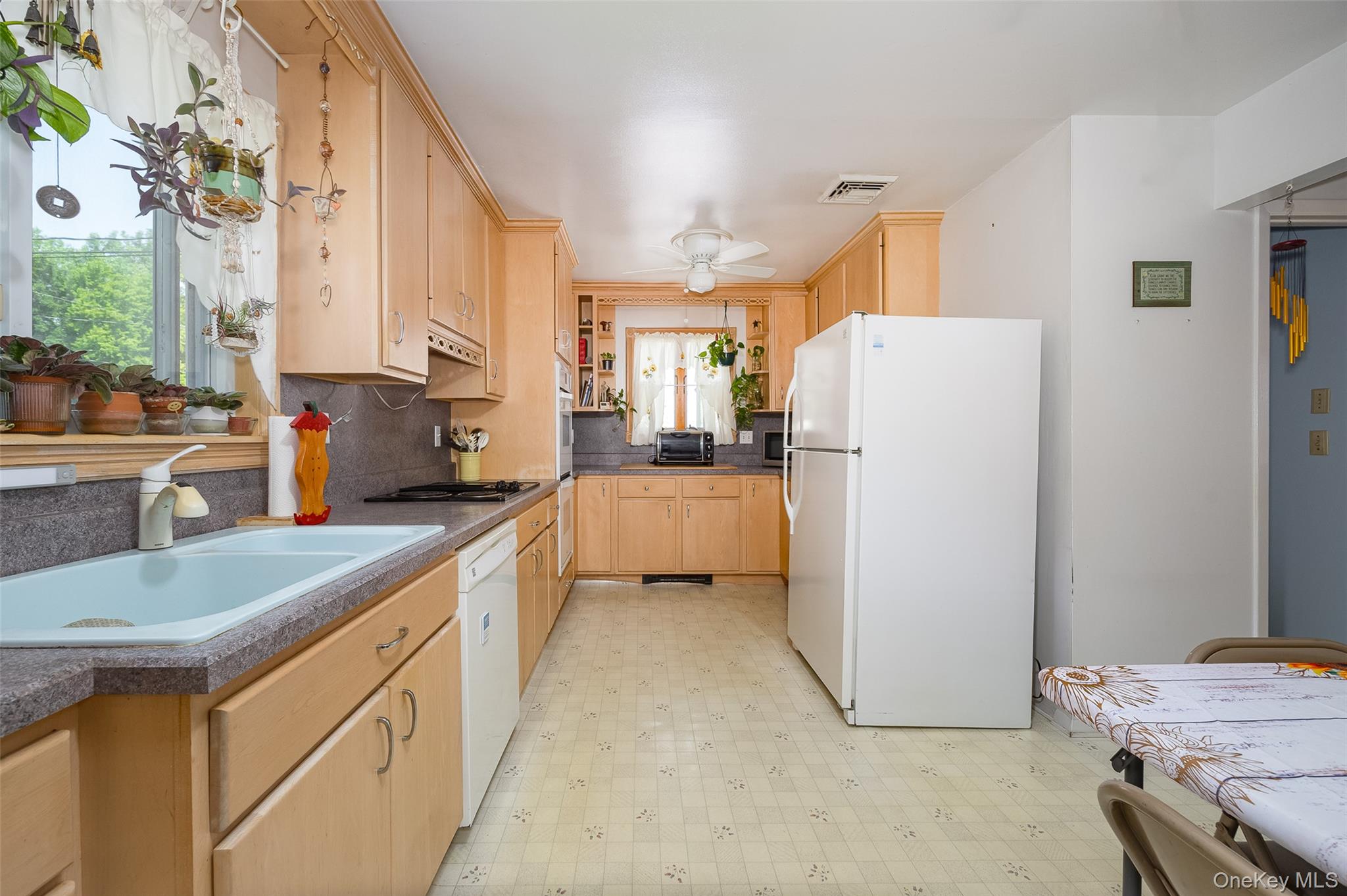 76 Phillips Street Property Photo 7