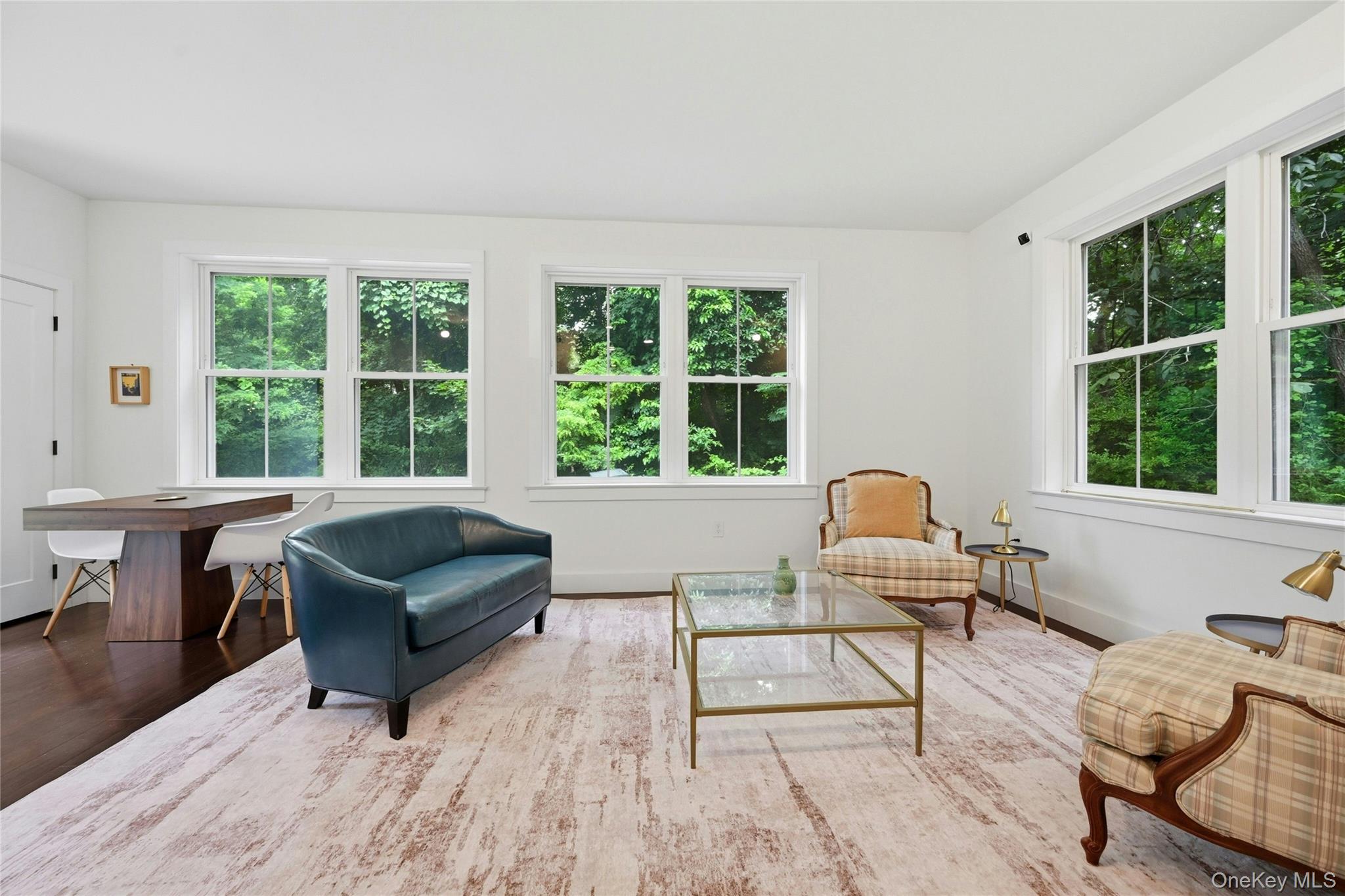 13595 Soundview Avenue Property Photo 5