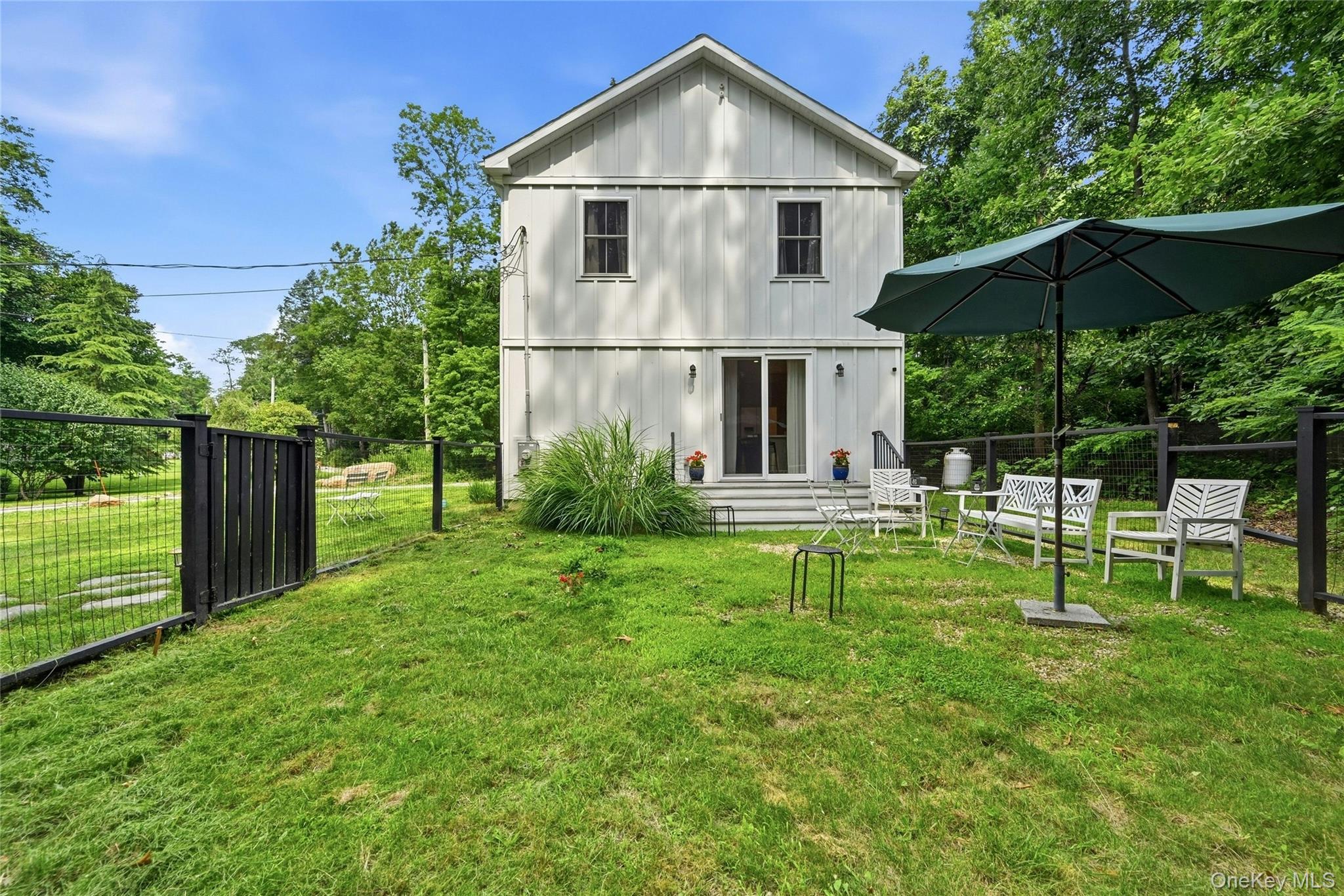 13595 Soundview Avenue Property Photo 17
