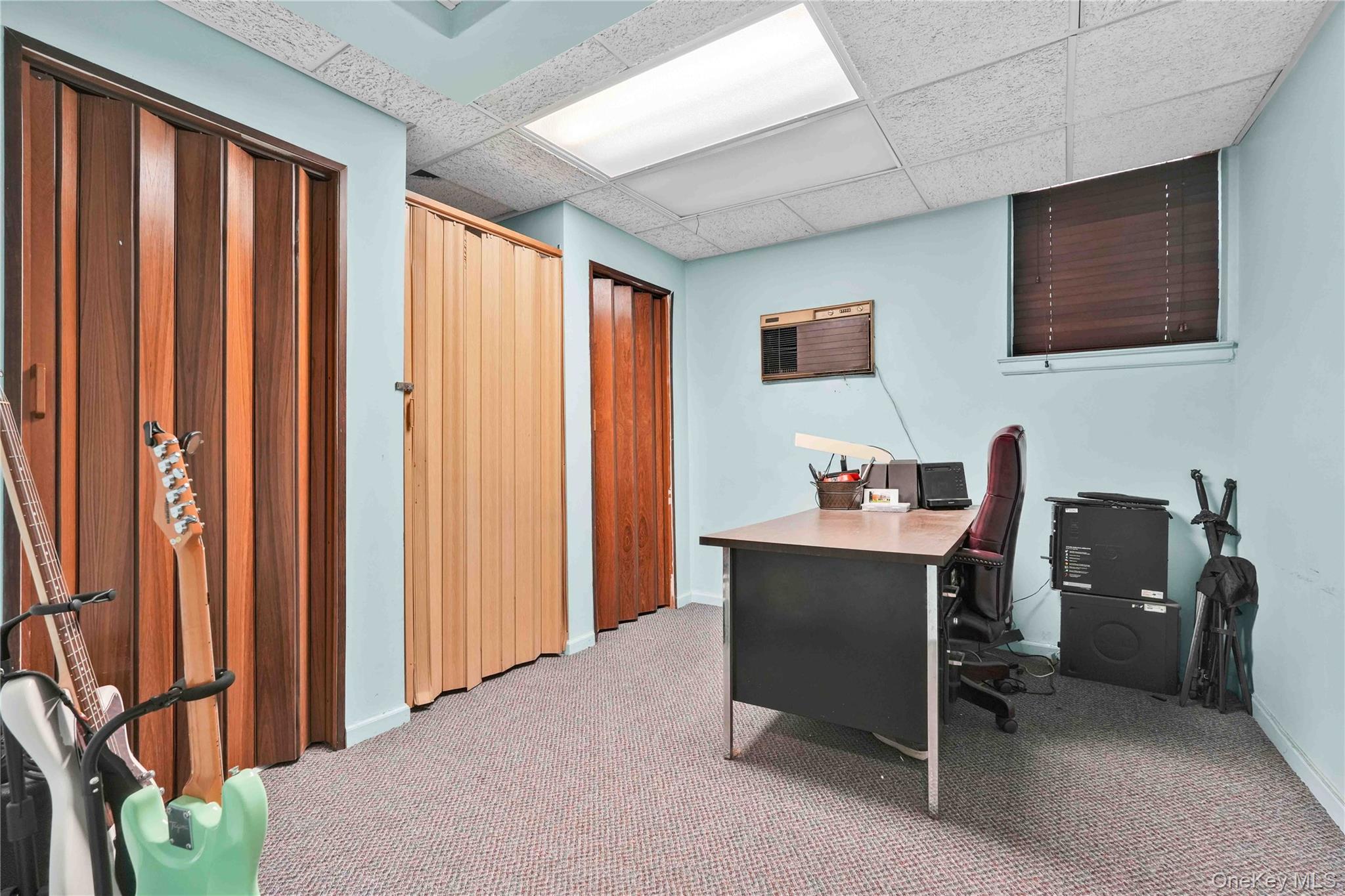 6940 Yellowstone Boulevard 9 & 10 Property Photo 13