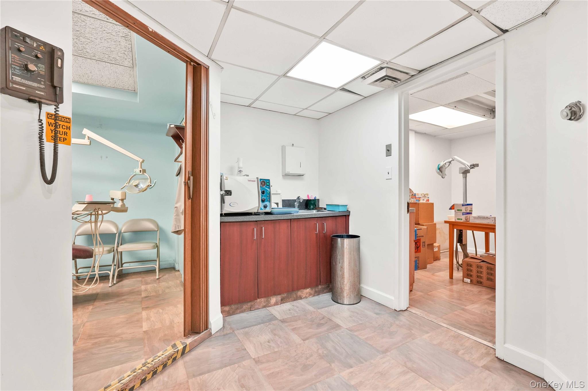 6940 Yellowstone Boulevard 9 & 10 Property Photo 19