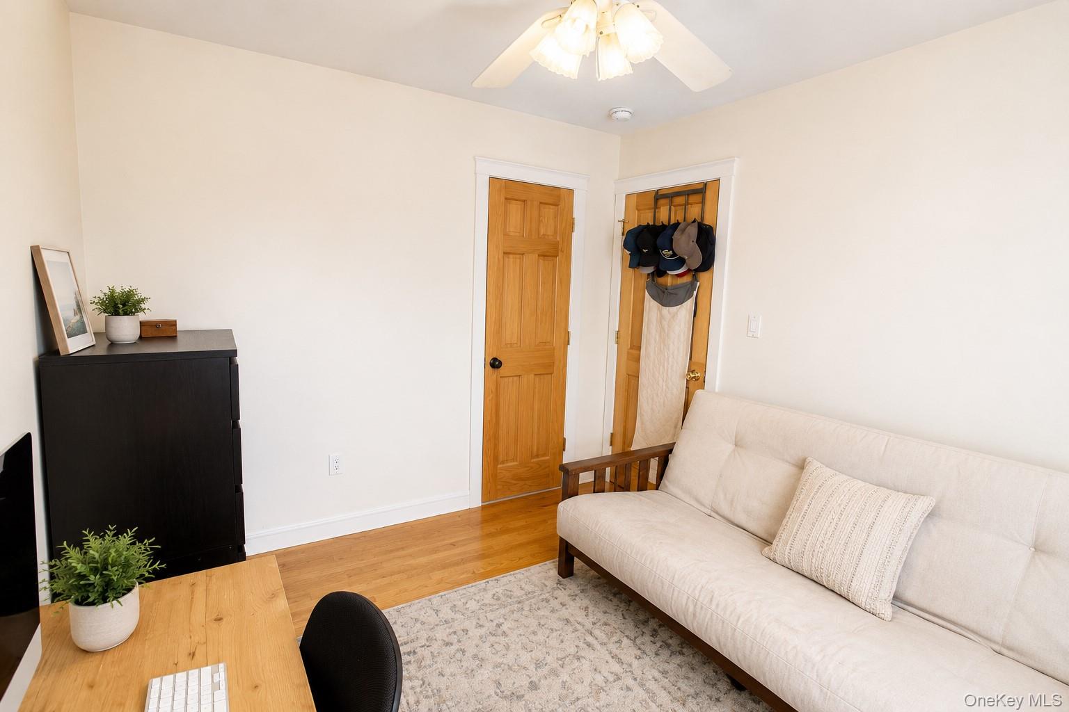 649 W Park Avenue Property Photo 9