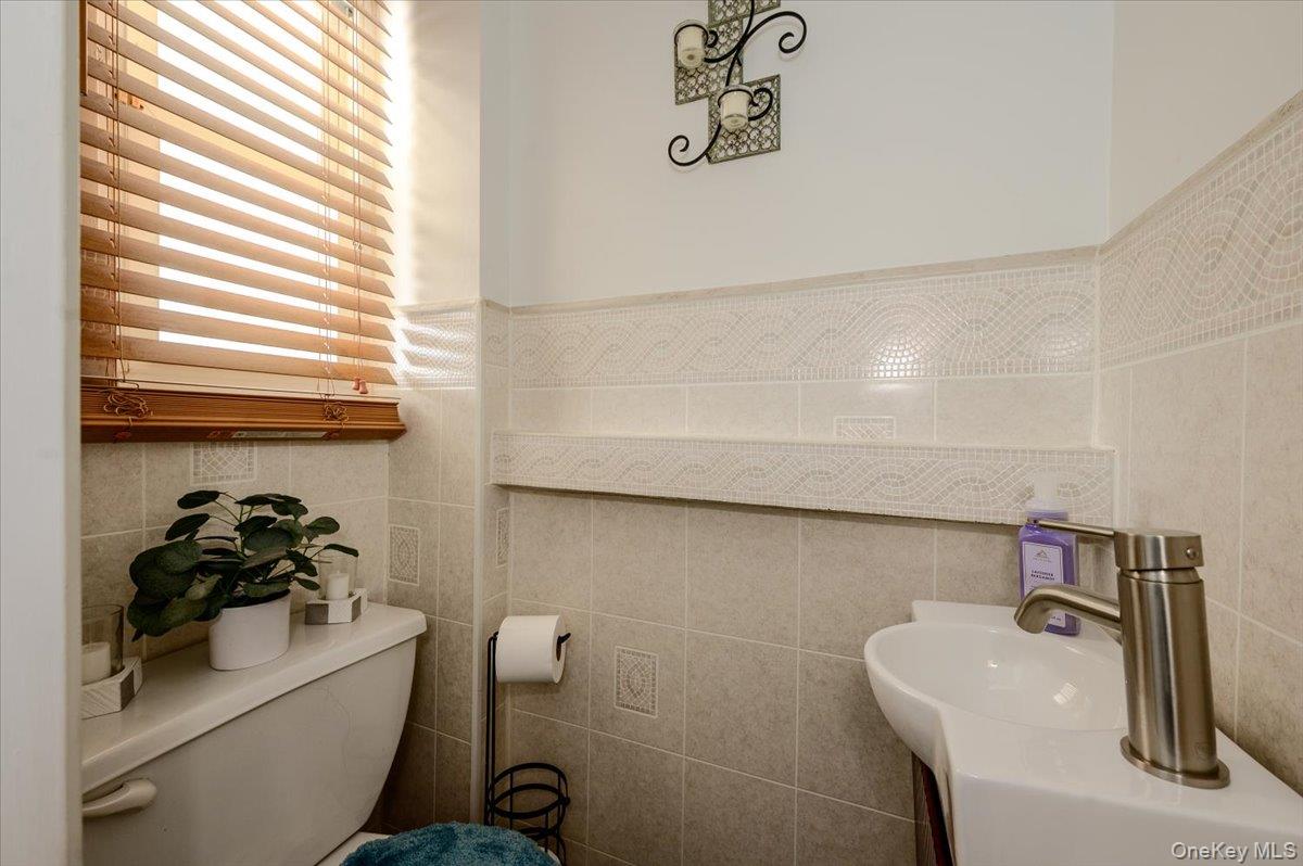 1912 Hunt Avenue Property Photo 8