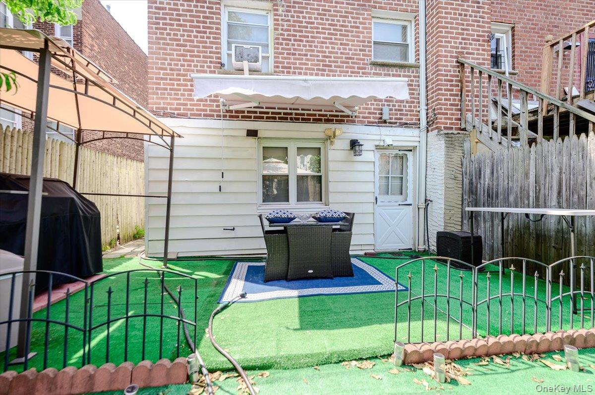 1912 Hunt Avenue Property Photo 22