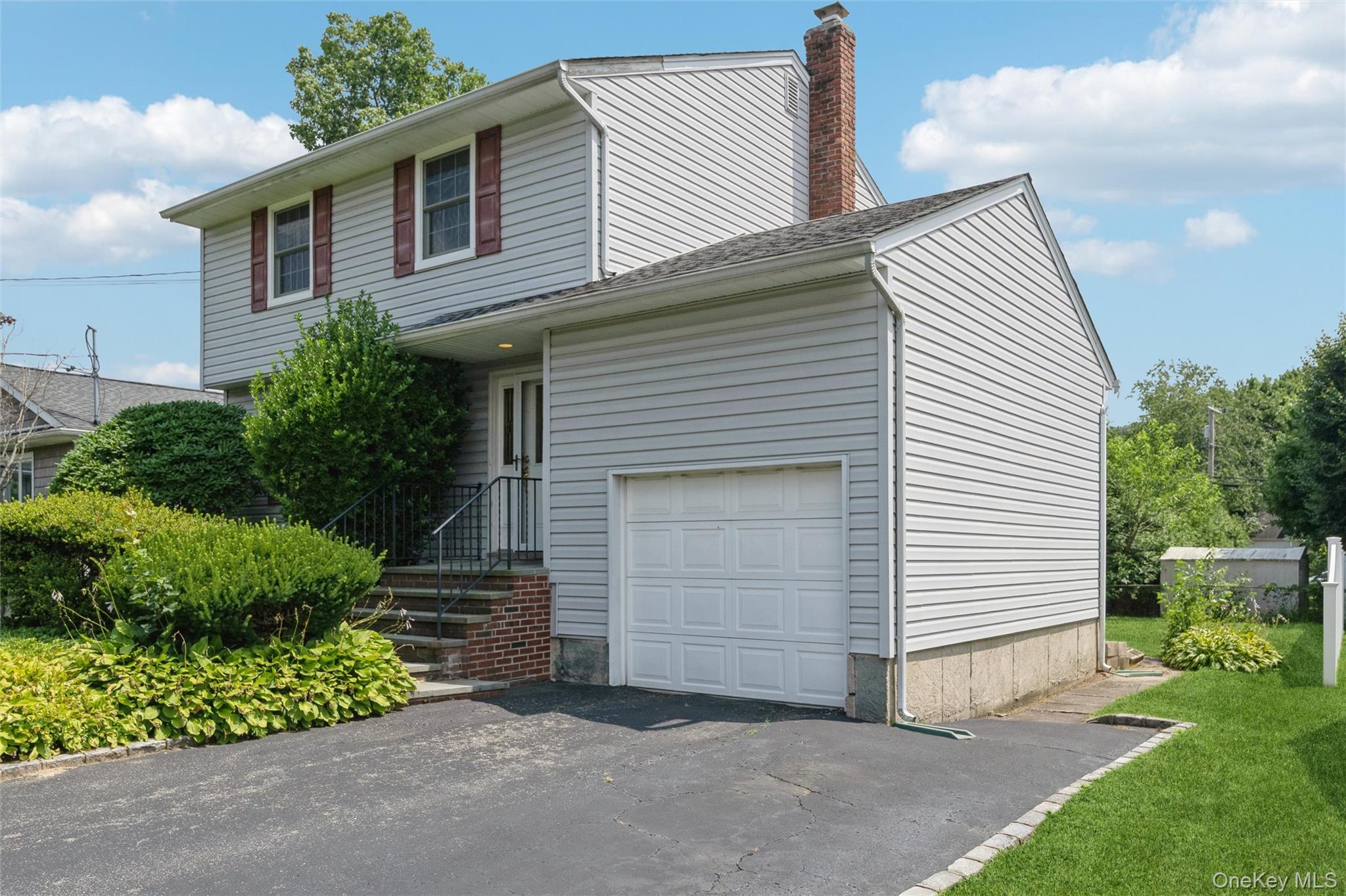 35 Sherman Street Property Photo 2