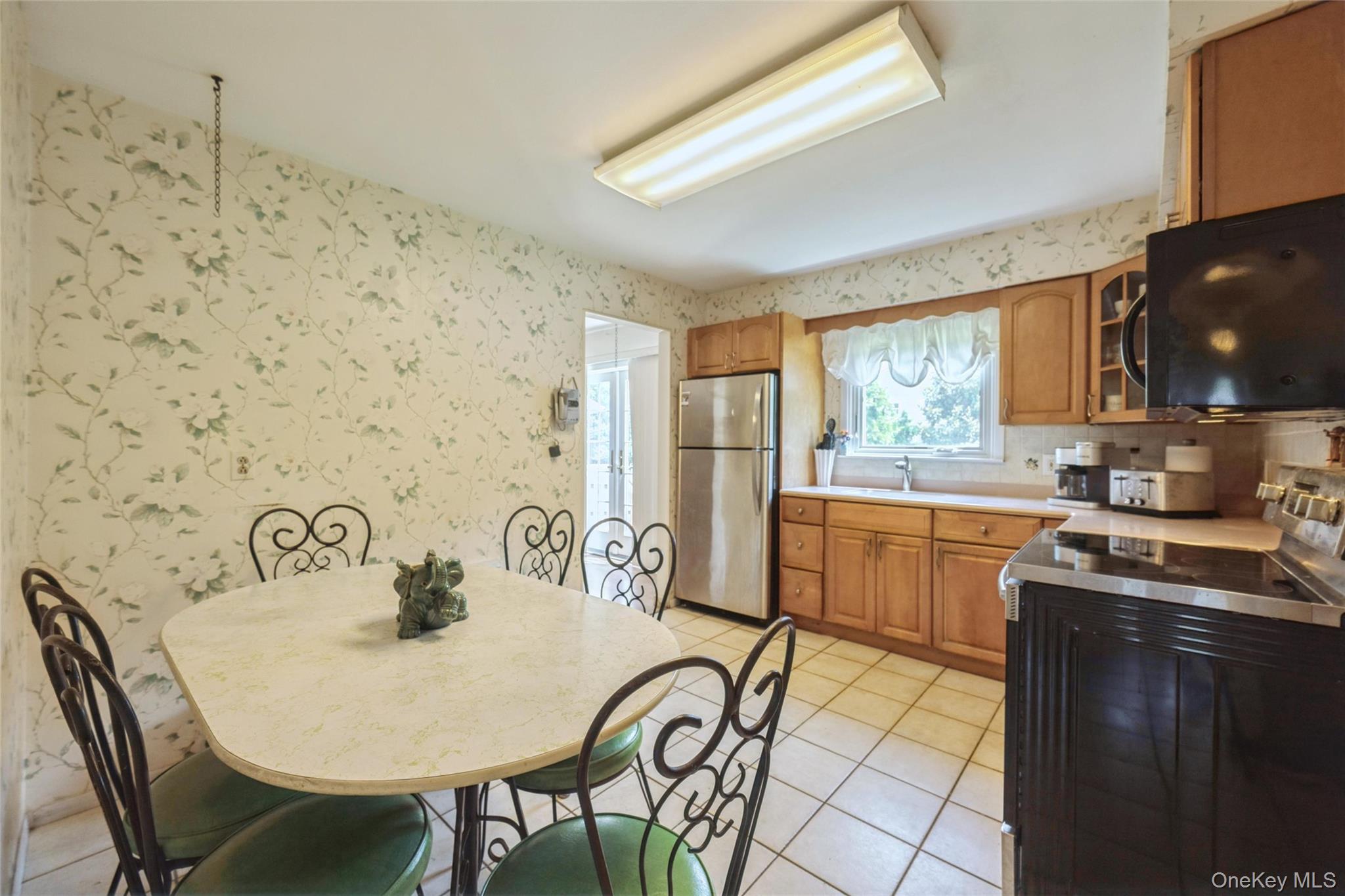 35 Sherman Street Property Photo 10