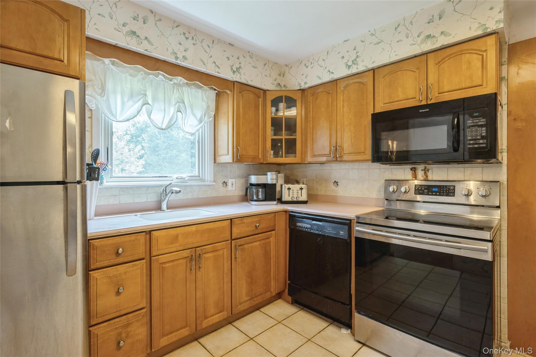 35 Sherman Street Property Photo 11