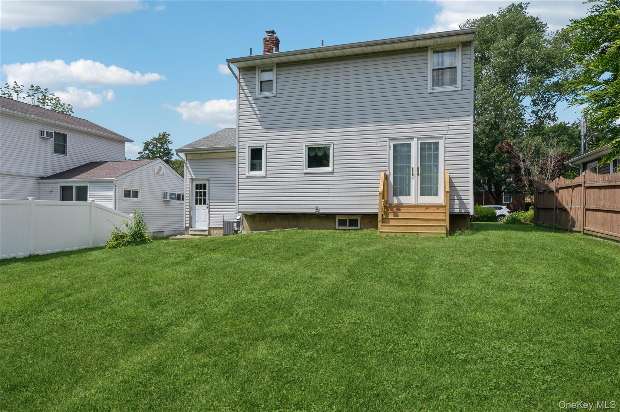 35 Sherman Street Property Photo 14