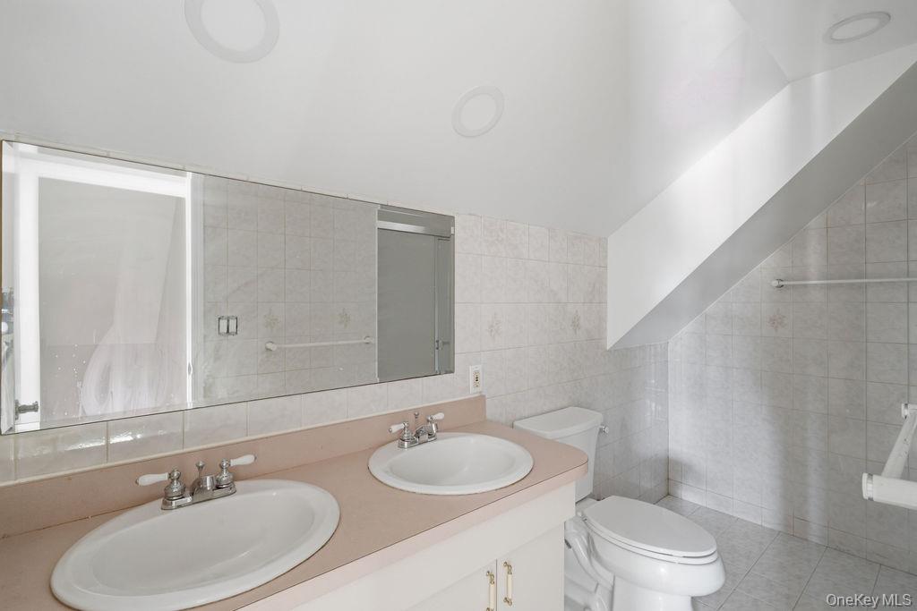 56 Summer Lane Property Photo 15