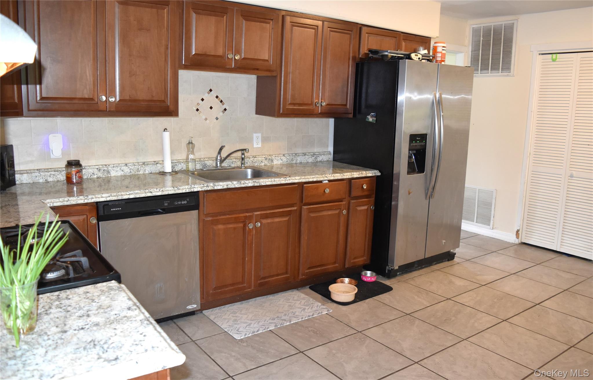 14 Perry Road Property Photo 7