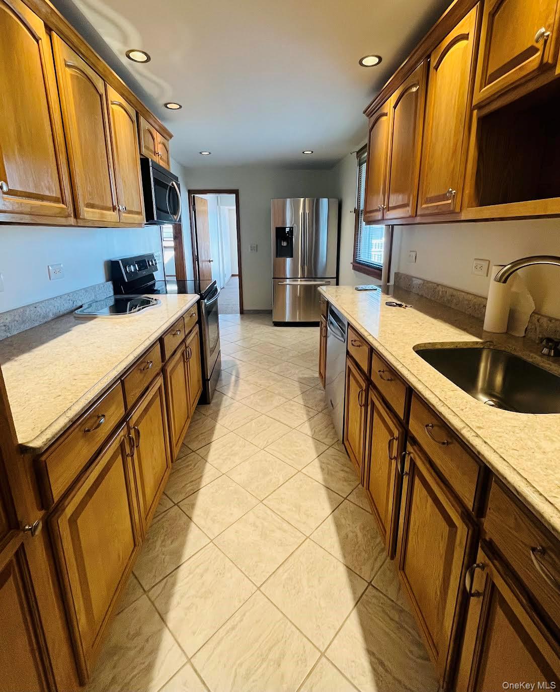 15 Van Brunt Road Property Photo 2