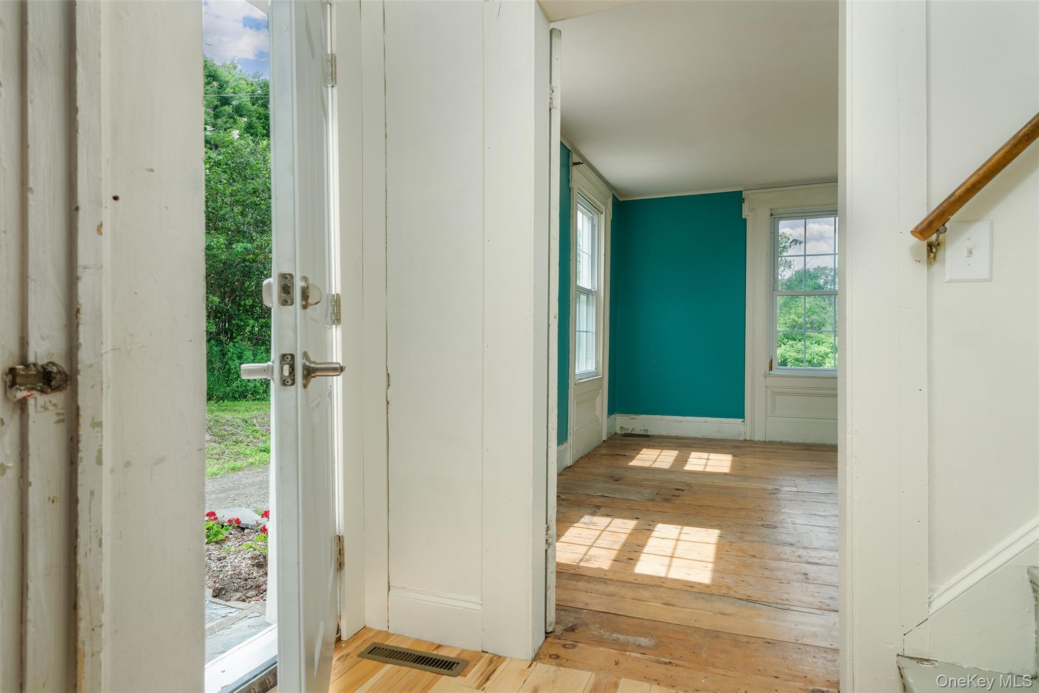 7881 County Highway 14 Property Photo 11