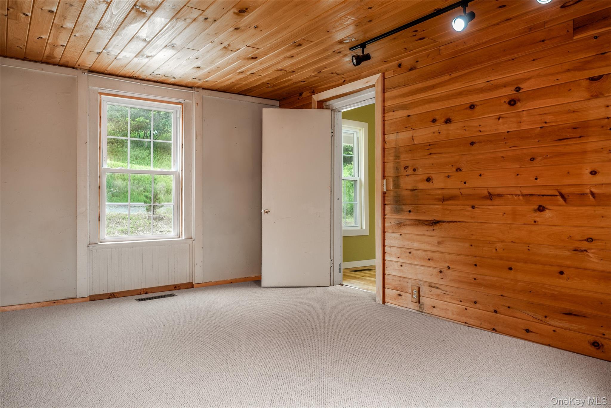 7881 County Highway 14 Property Photo 17