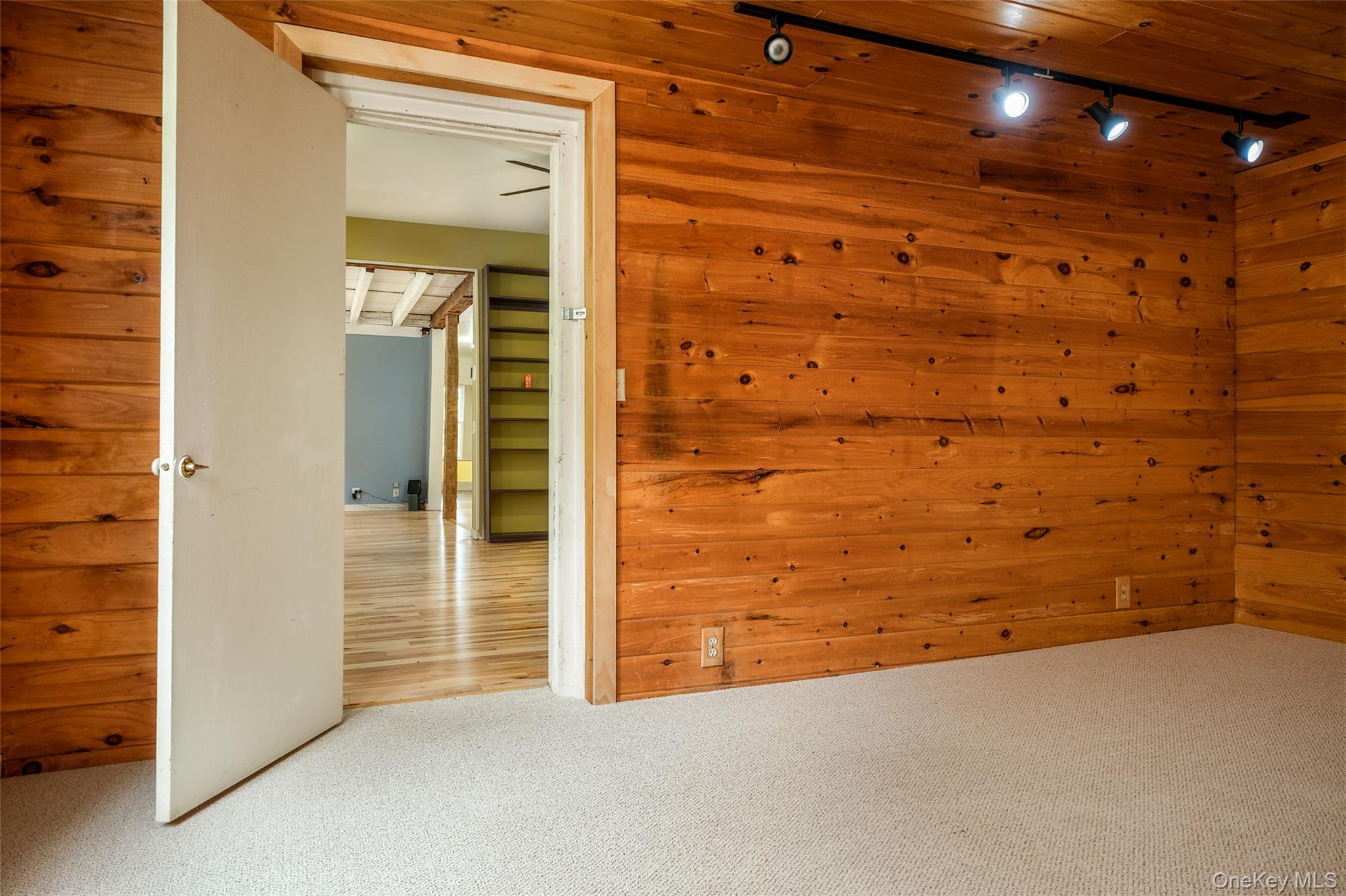 7881 County Highway 14 Property Photo 18