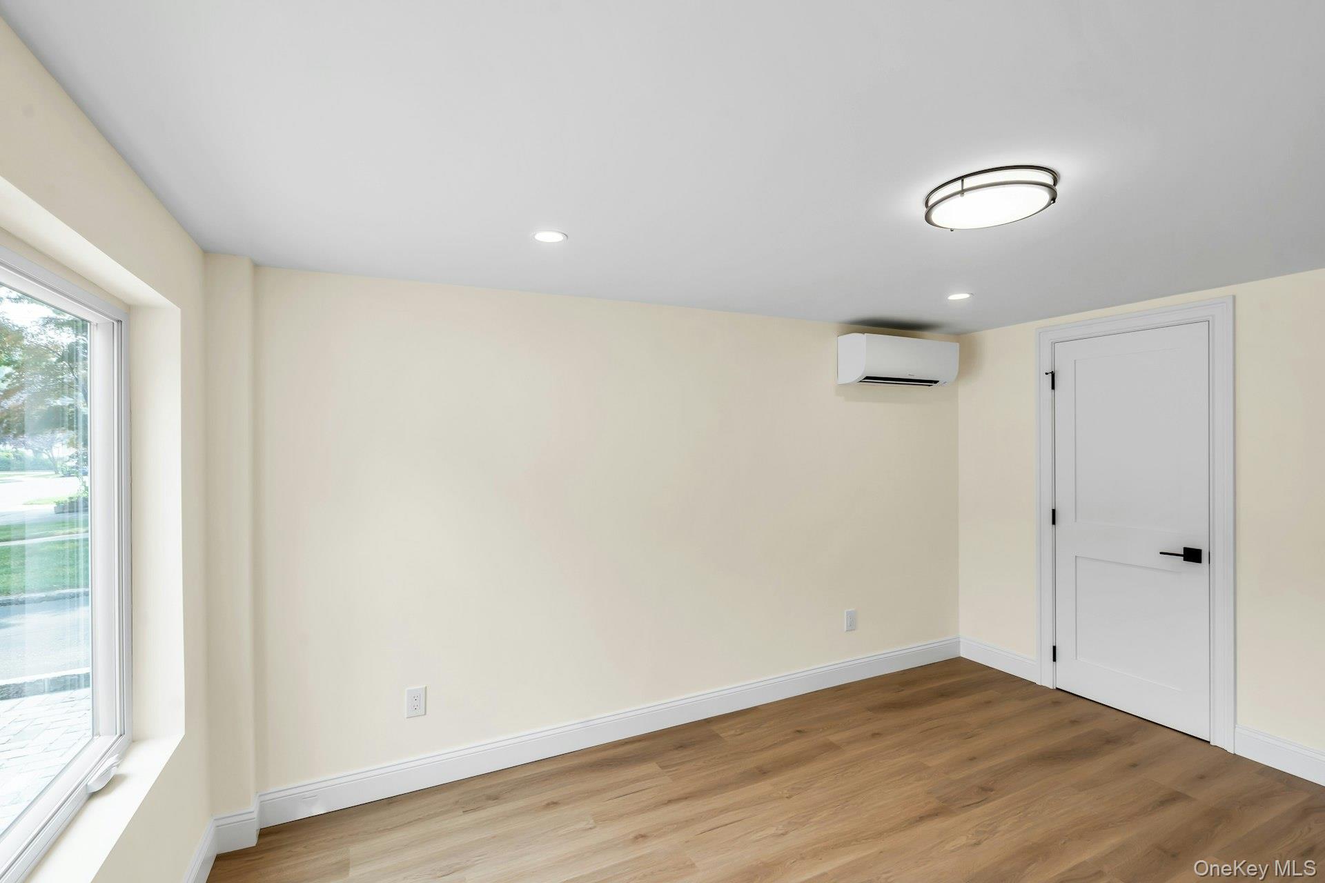 69 Edgewood Road B Property Photo 8