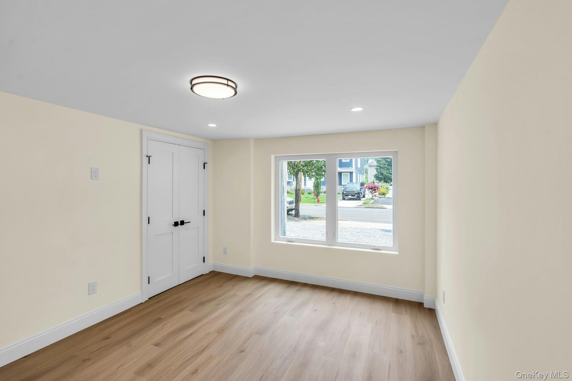 69 Edgewood Road B Property Photo 9
