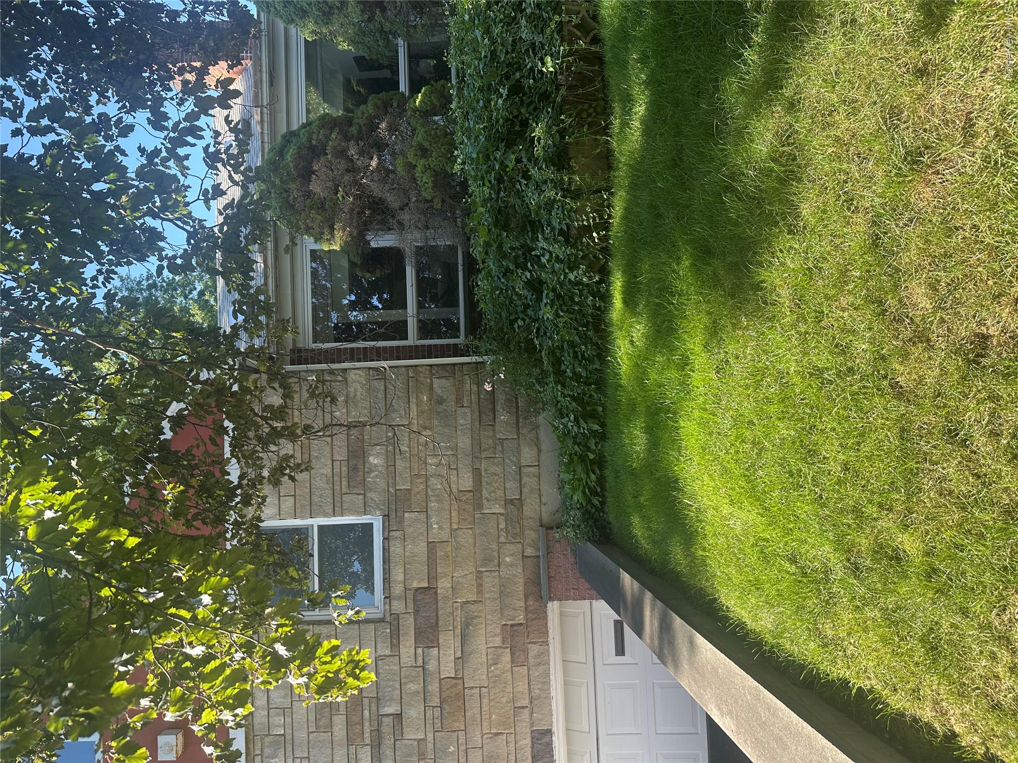 193-25 Keno Avenue Property Photo 3