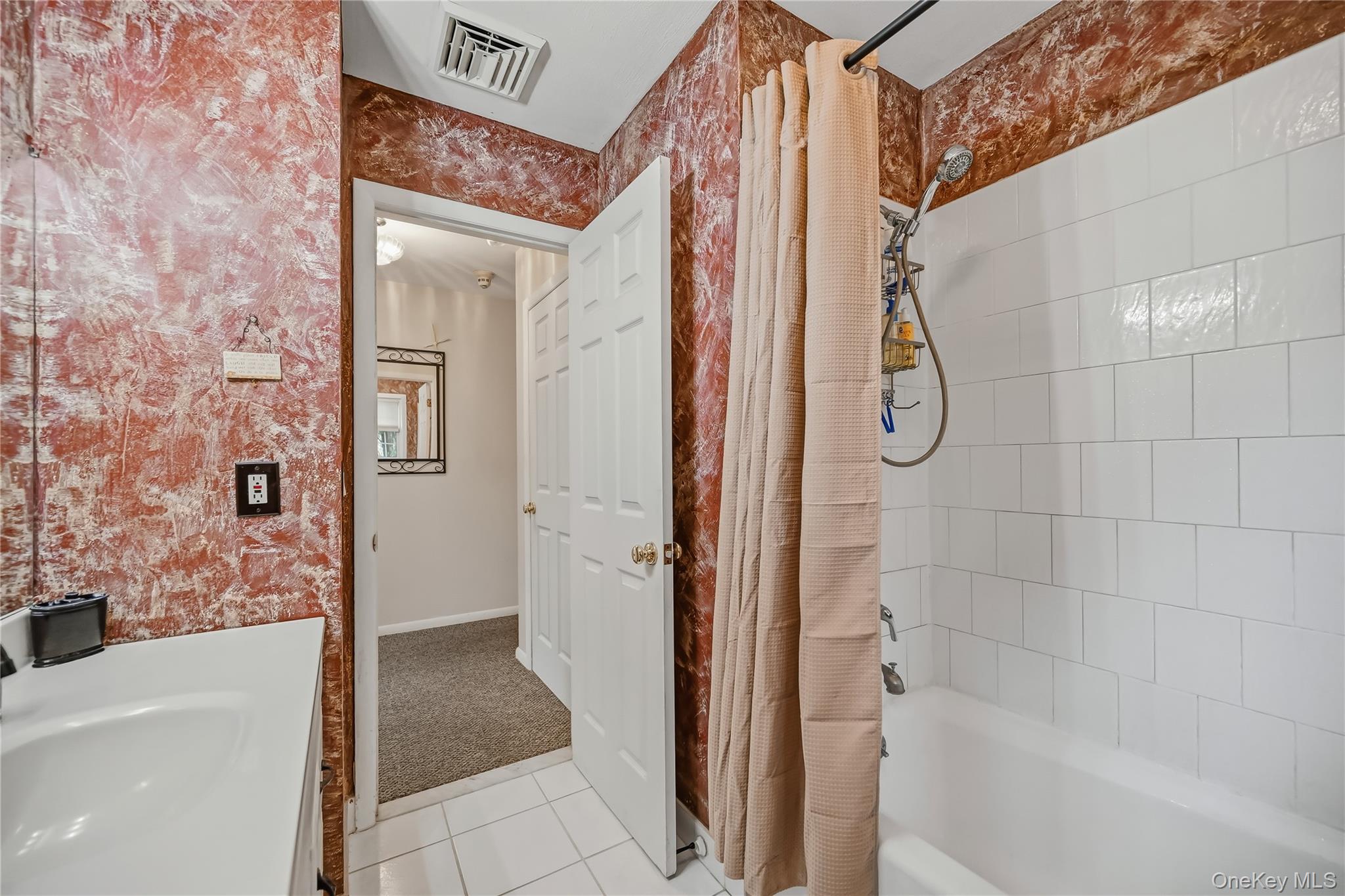 23 Buckingham Place Property Photo 28