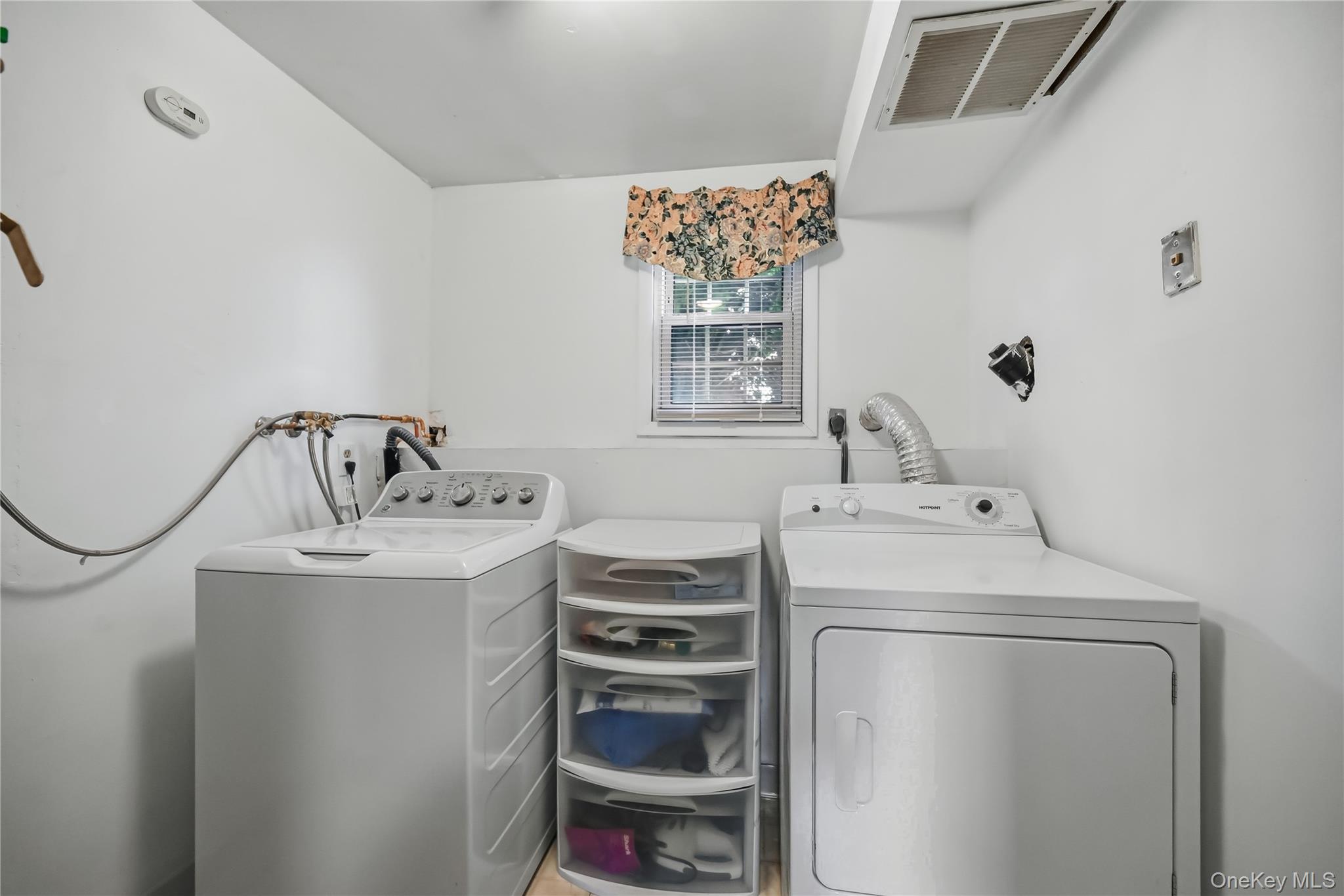 23 Buckingham Place Property Photo 37