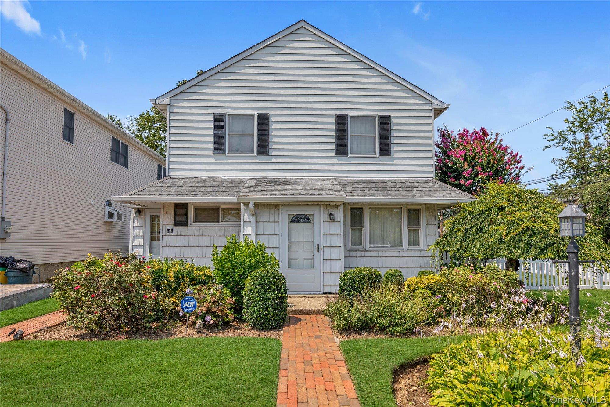 810 Ibsen Street Property Photo 1