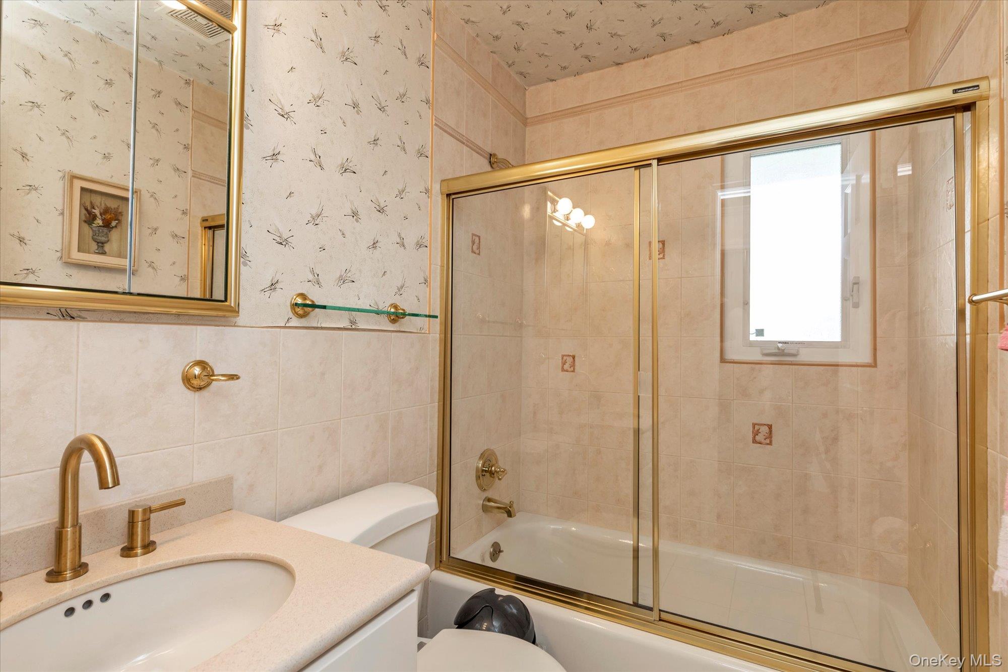 810 Ibsen Street Property Photo 12