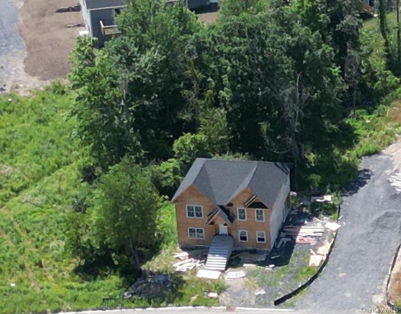 39 Southfield Falls Property Photo 1