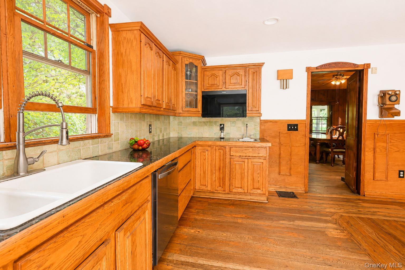 495 Guymard Turnpike Property Photo 29