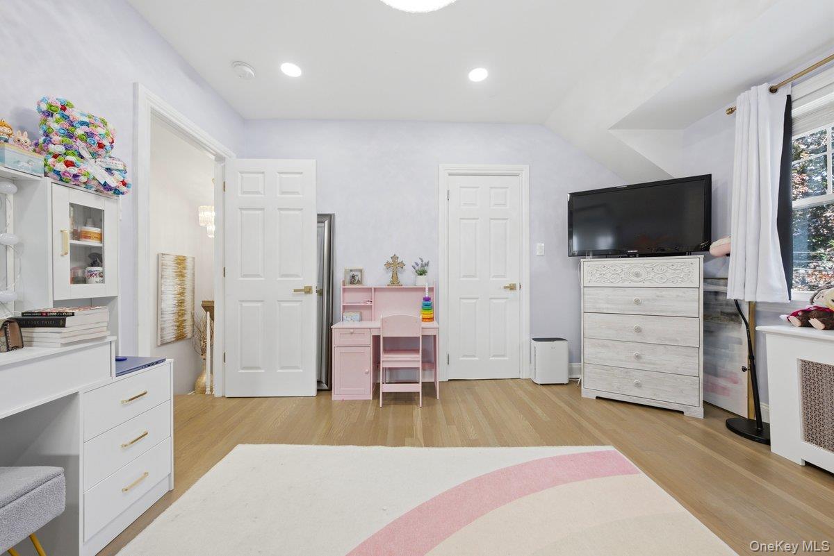 123 Briggs Avenue Property Photo 26