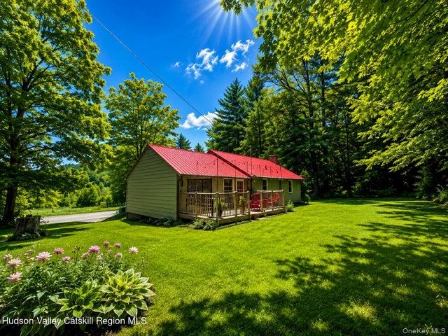 2 Bonnie Brae Lane Property Photo 6