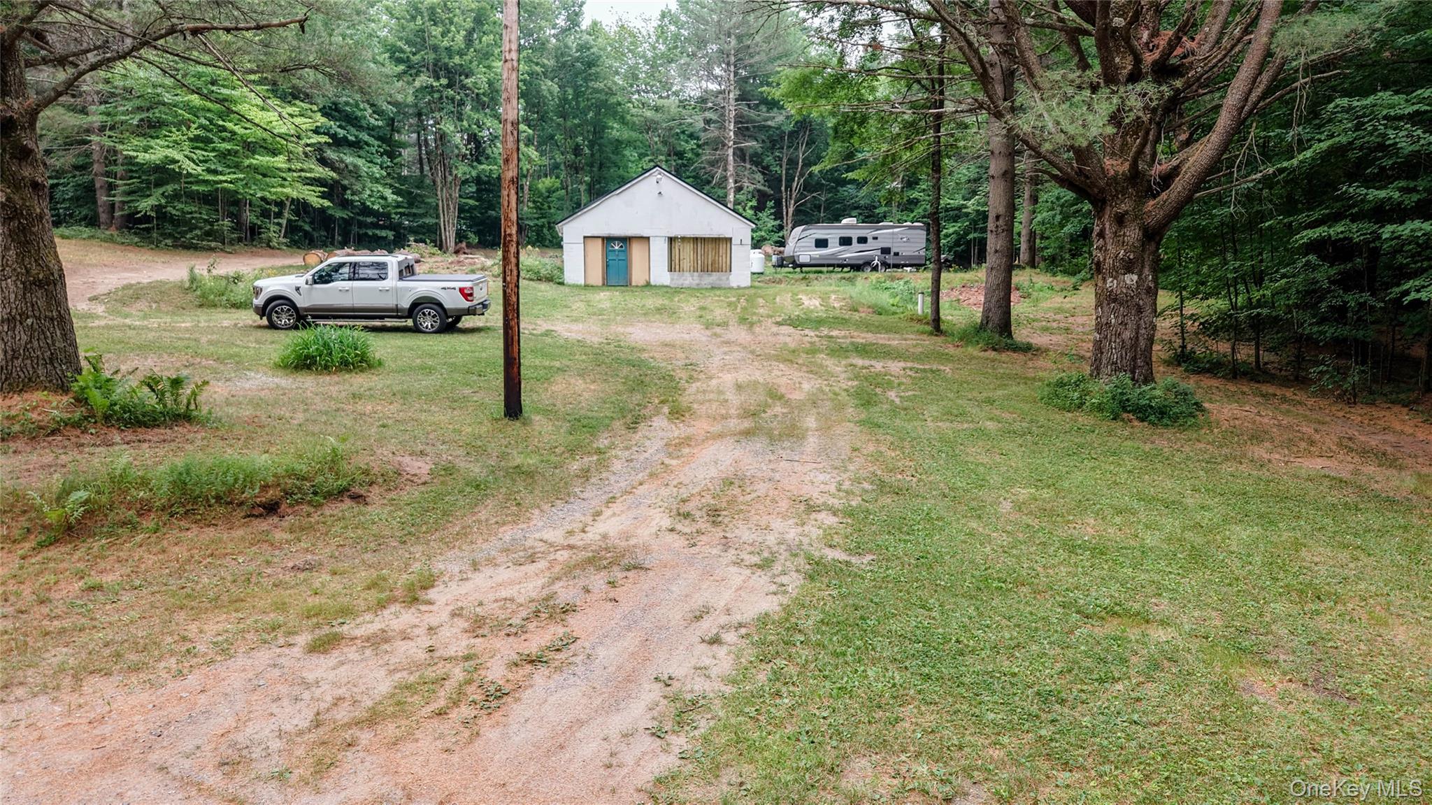 11552 Bellingertown Road Property Photo 5