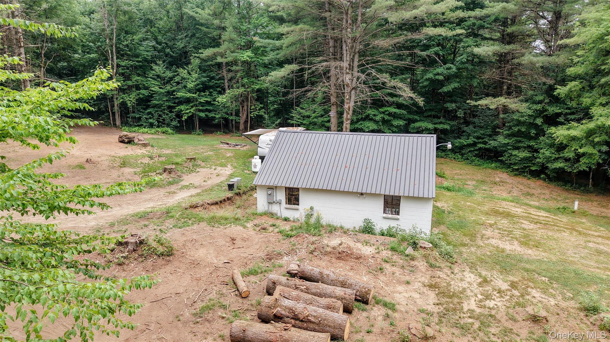 11552 Bellingertown Road Property Photo 6