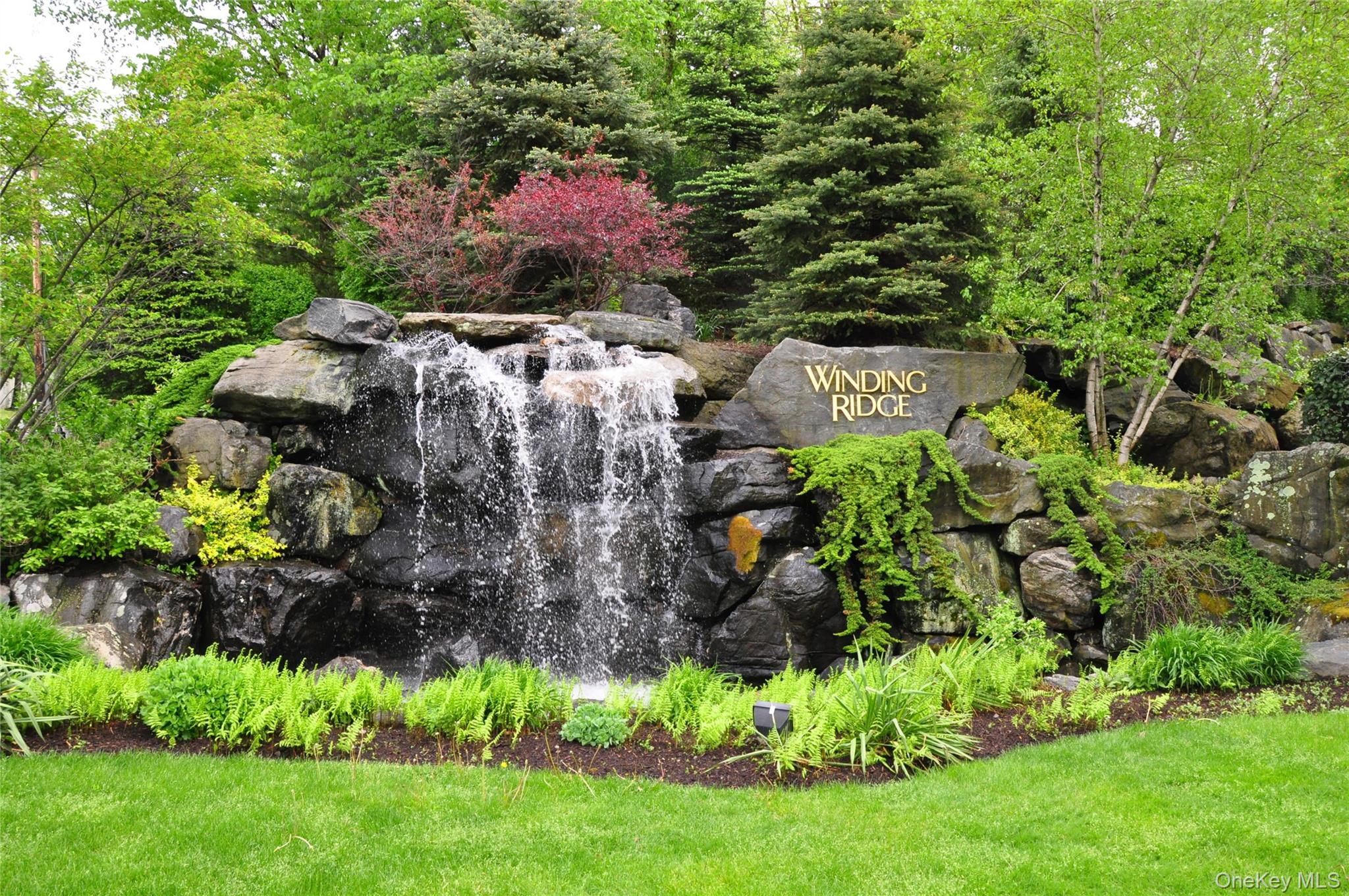 15 Winding Ridge Road Property Photo 2