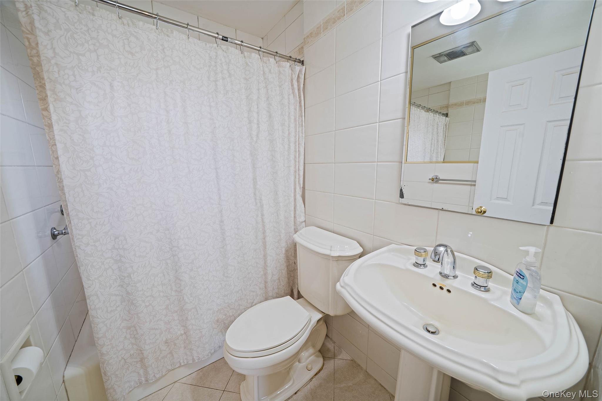 45 Park Circle Property Photo 12