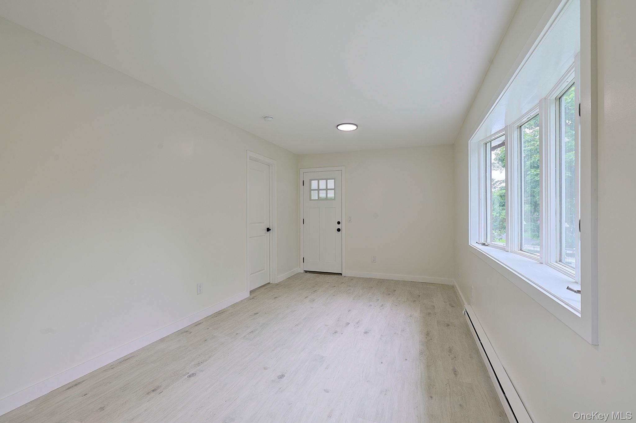 19 Judd Place Property Photo 20