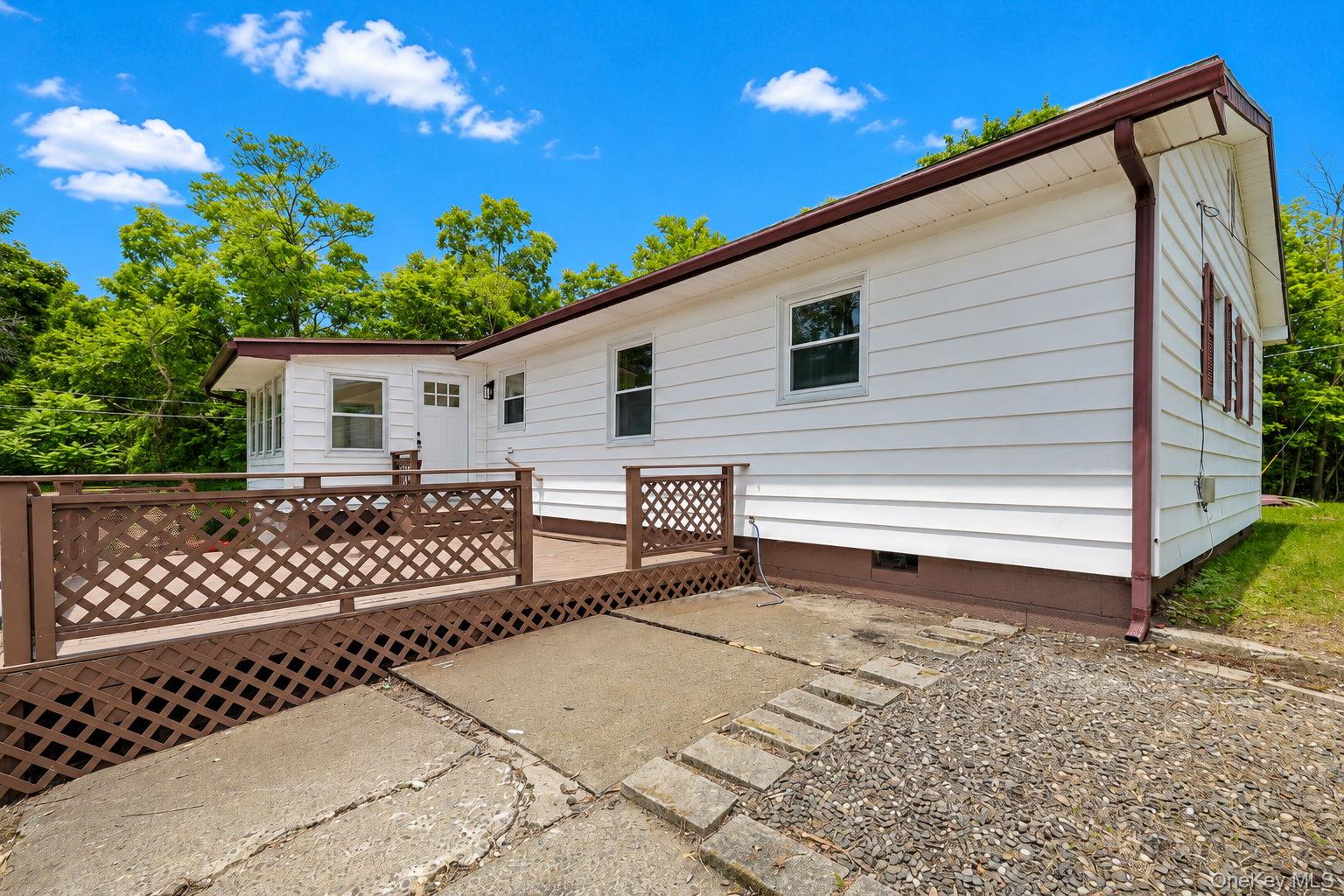 19 Judd Place Property Photo 28