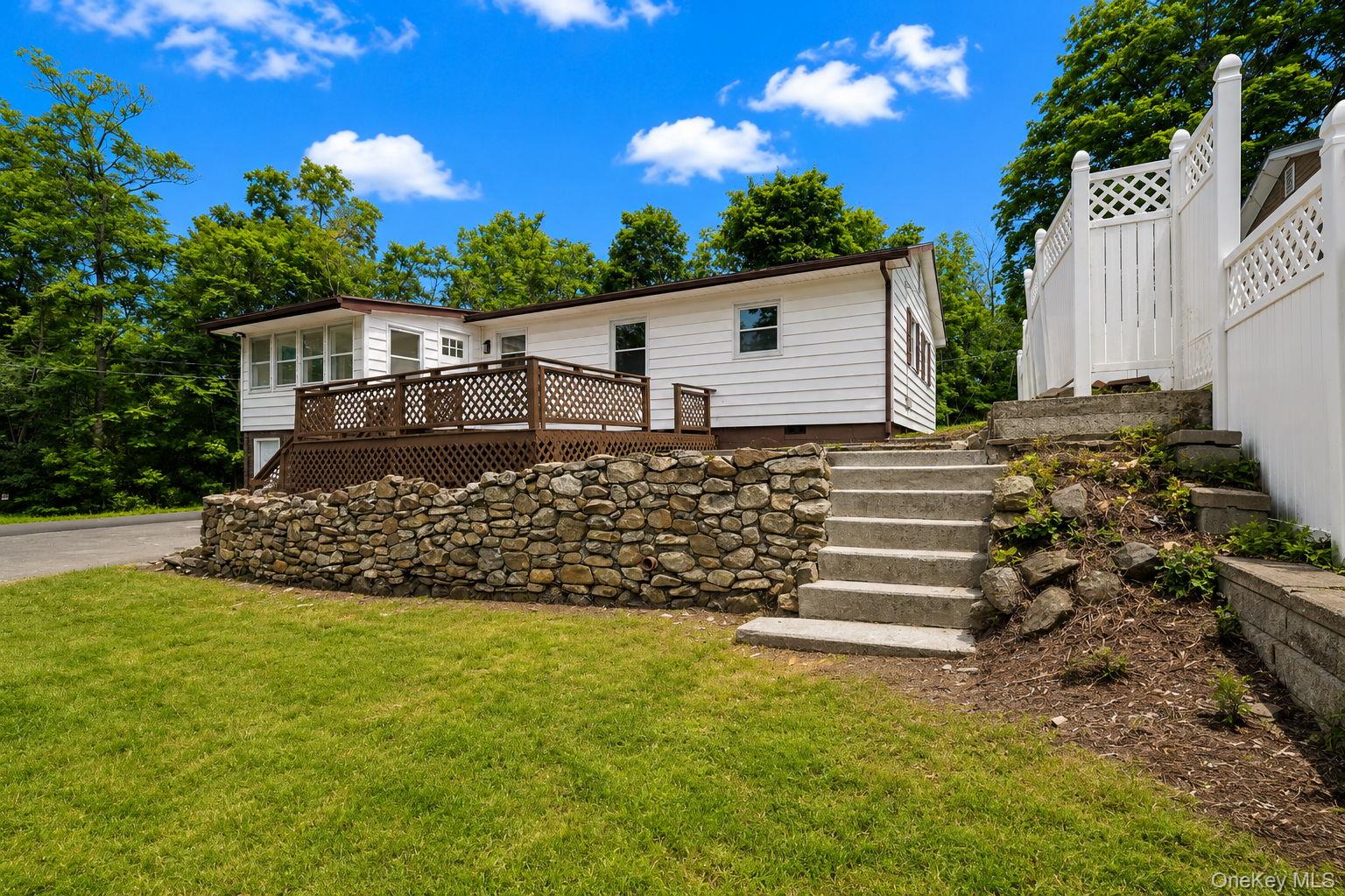 19 Judd Place Property Photo 32