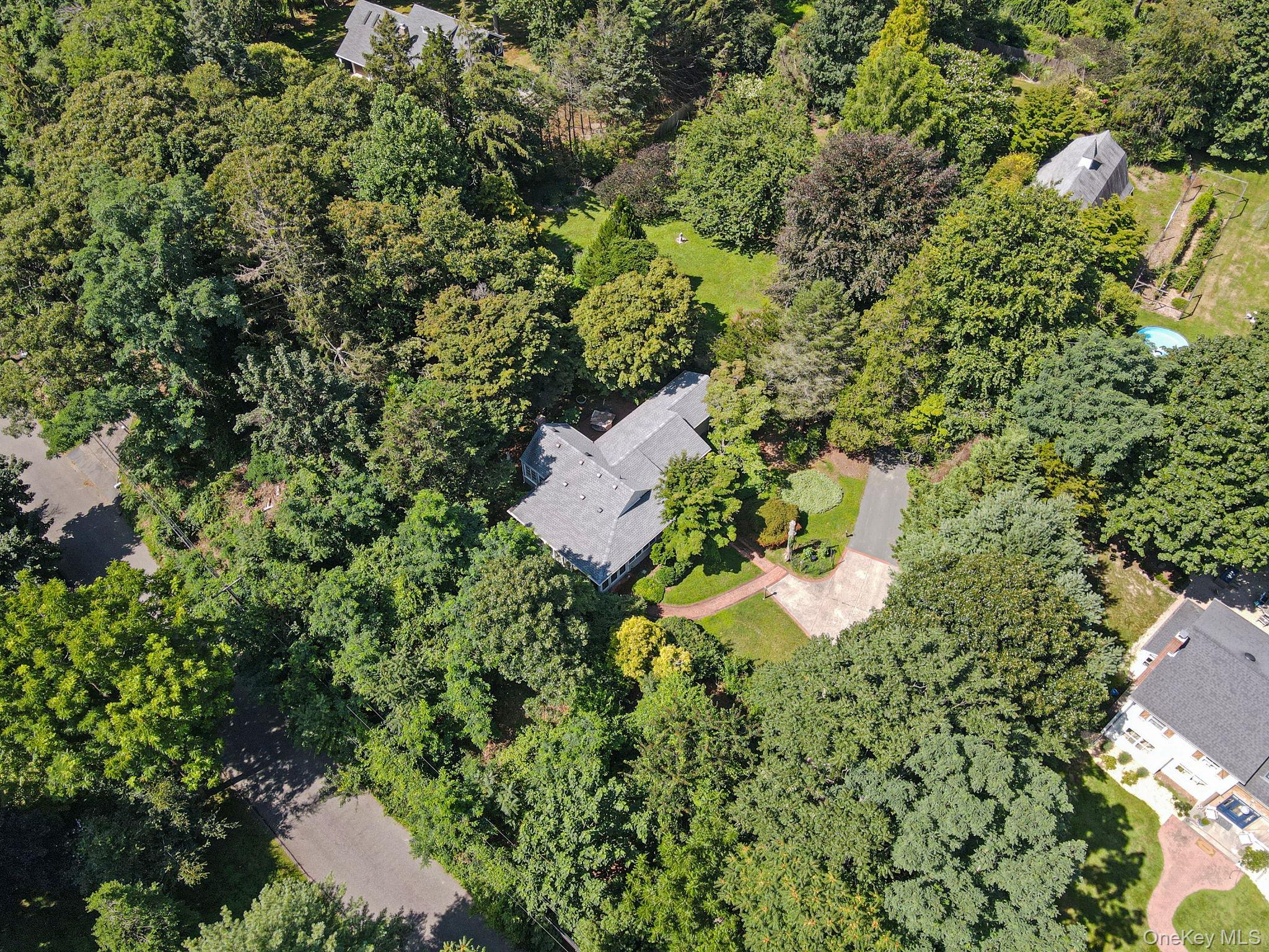 90 Locust Lane Property Photo 33