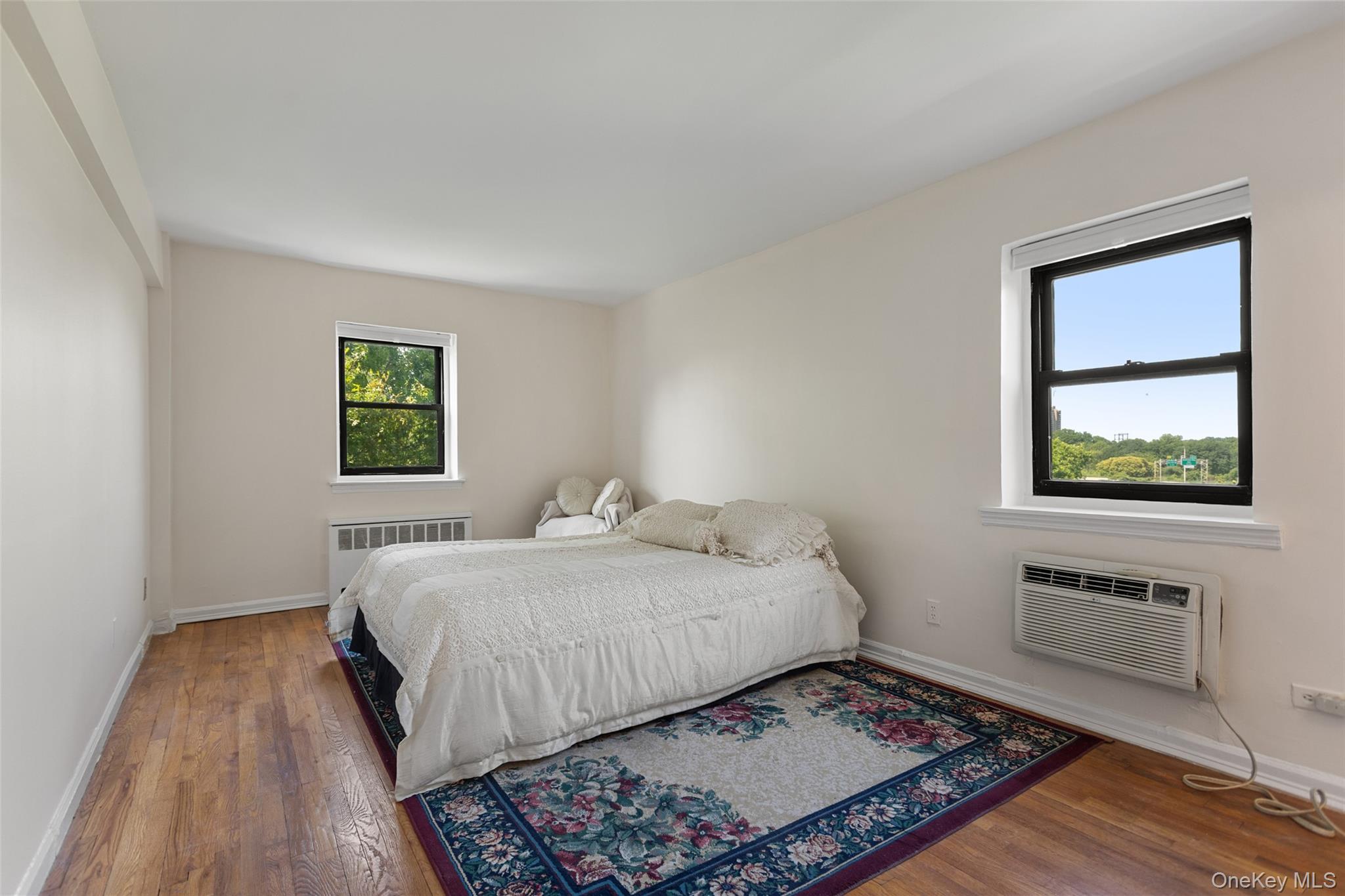 1910 Pelham Parkway 5c Property Photo 16