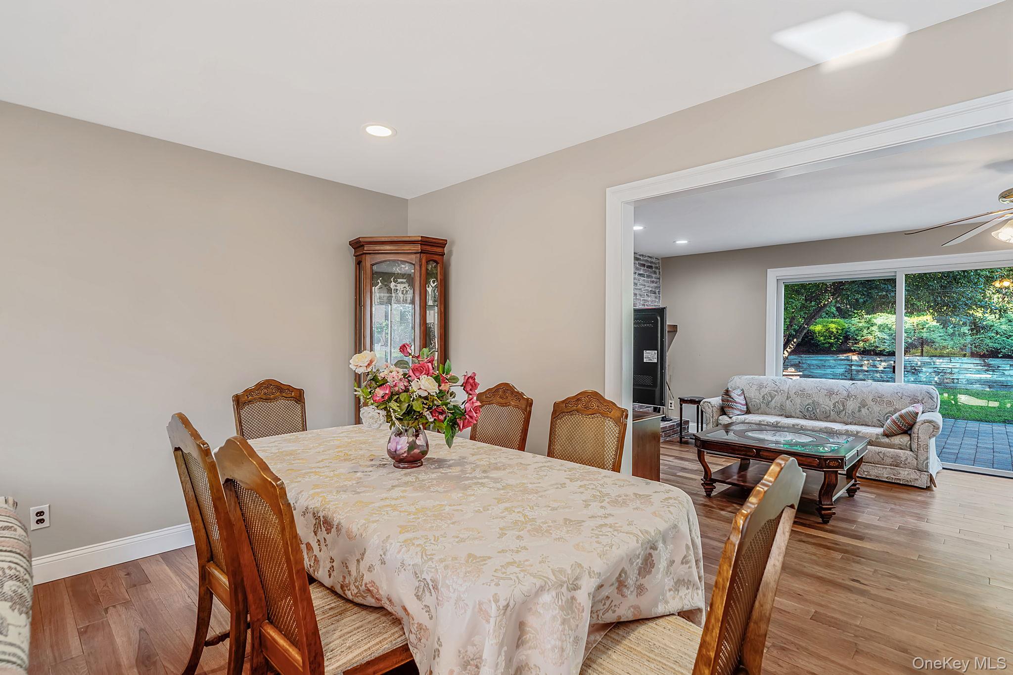 10 Springmeadow Drive Property Photo 11