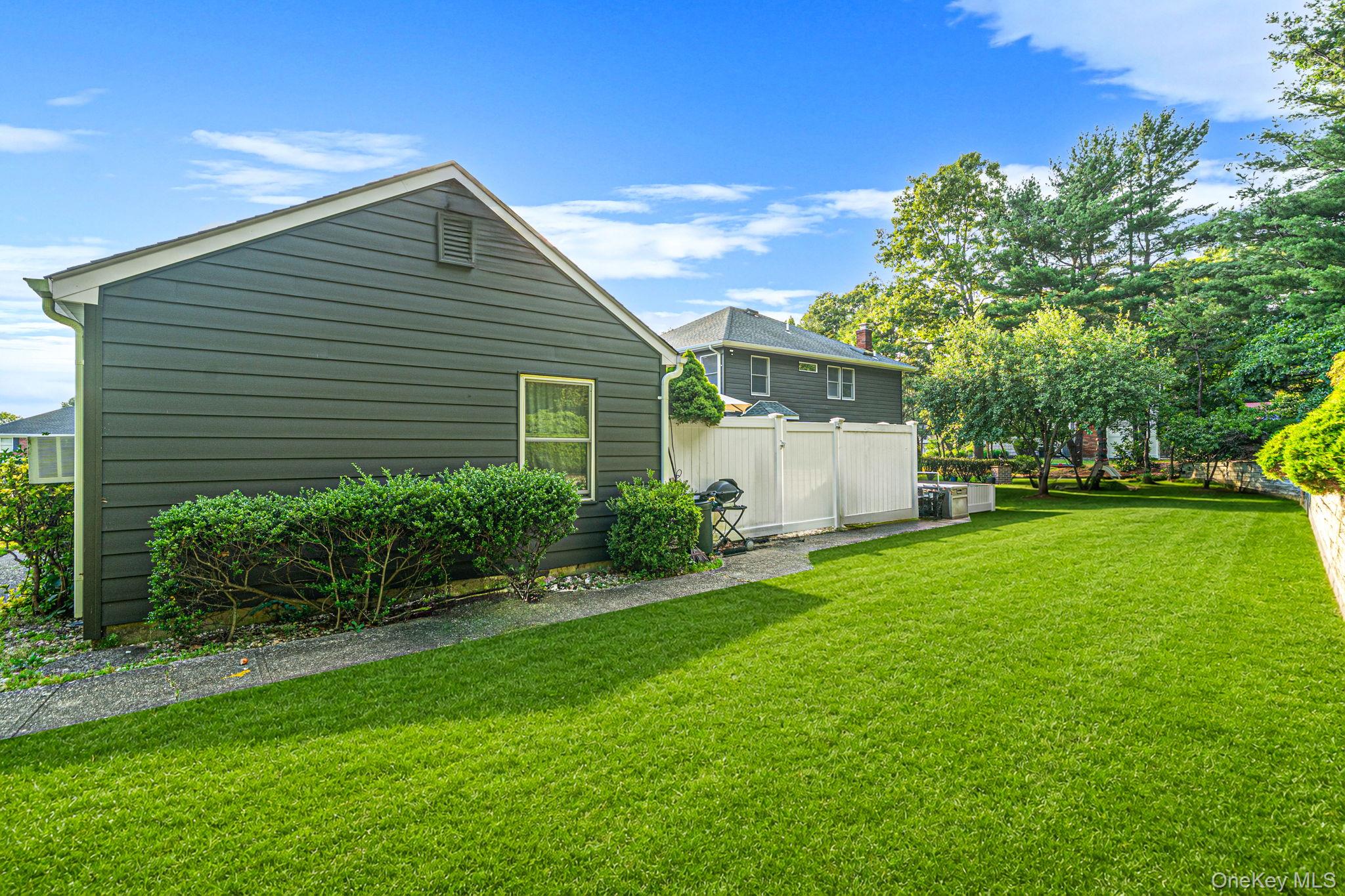 10 Springmeadow Drive Property Photo 40
