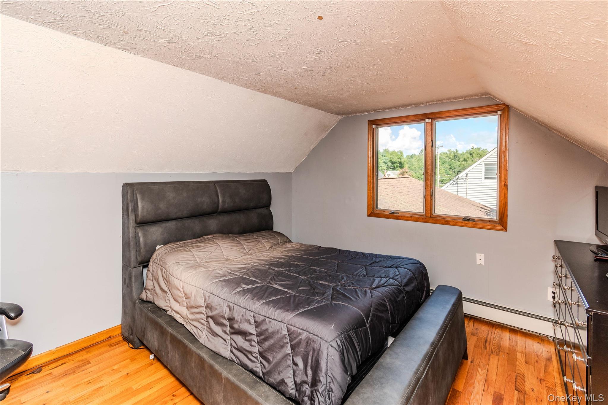 13 Hewlett Road Property Photo 28