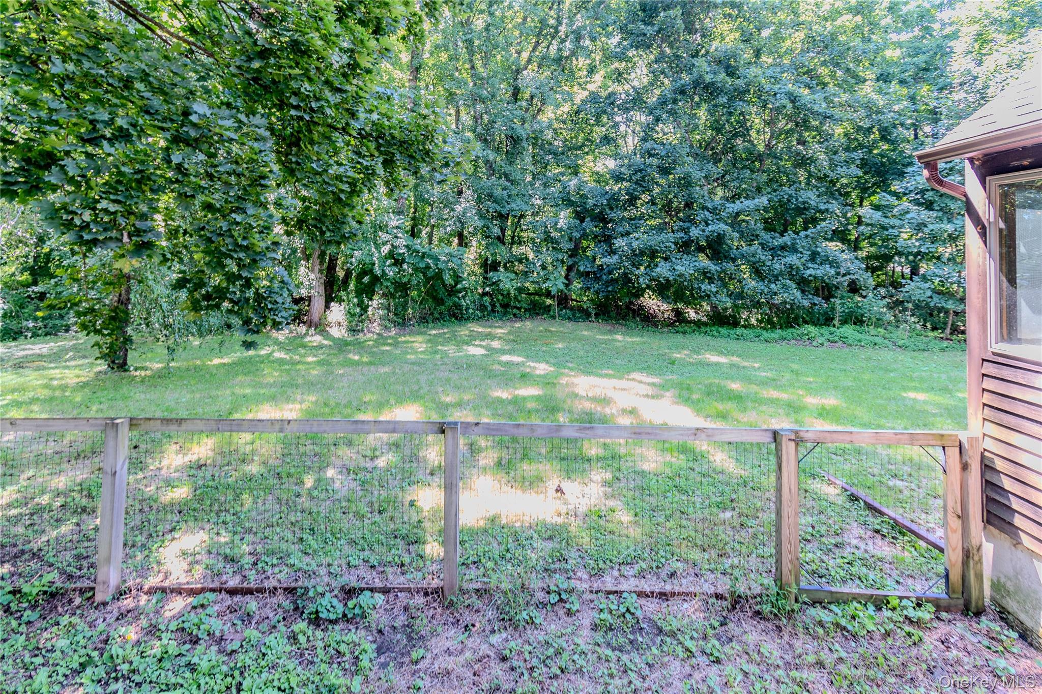13 Hewlett Road Property Photo 37