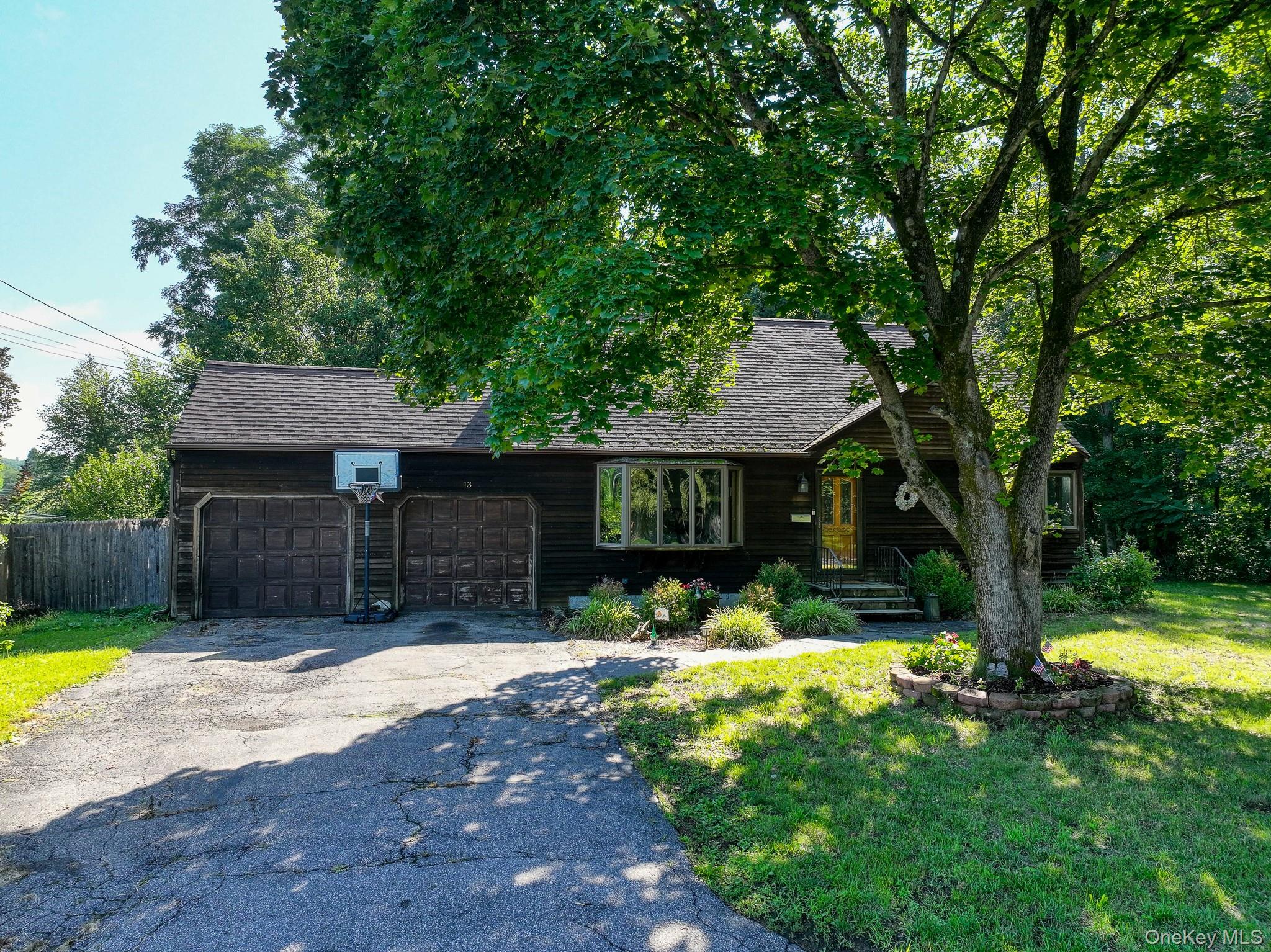 13 Hewlett Road Property Photo 43