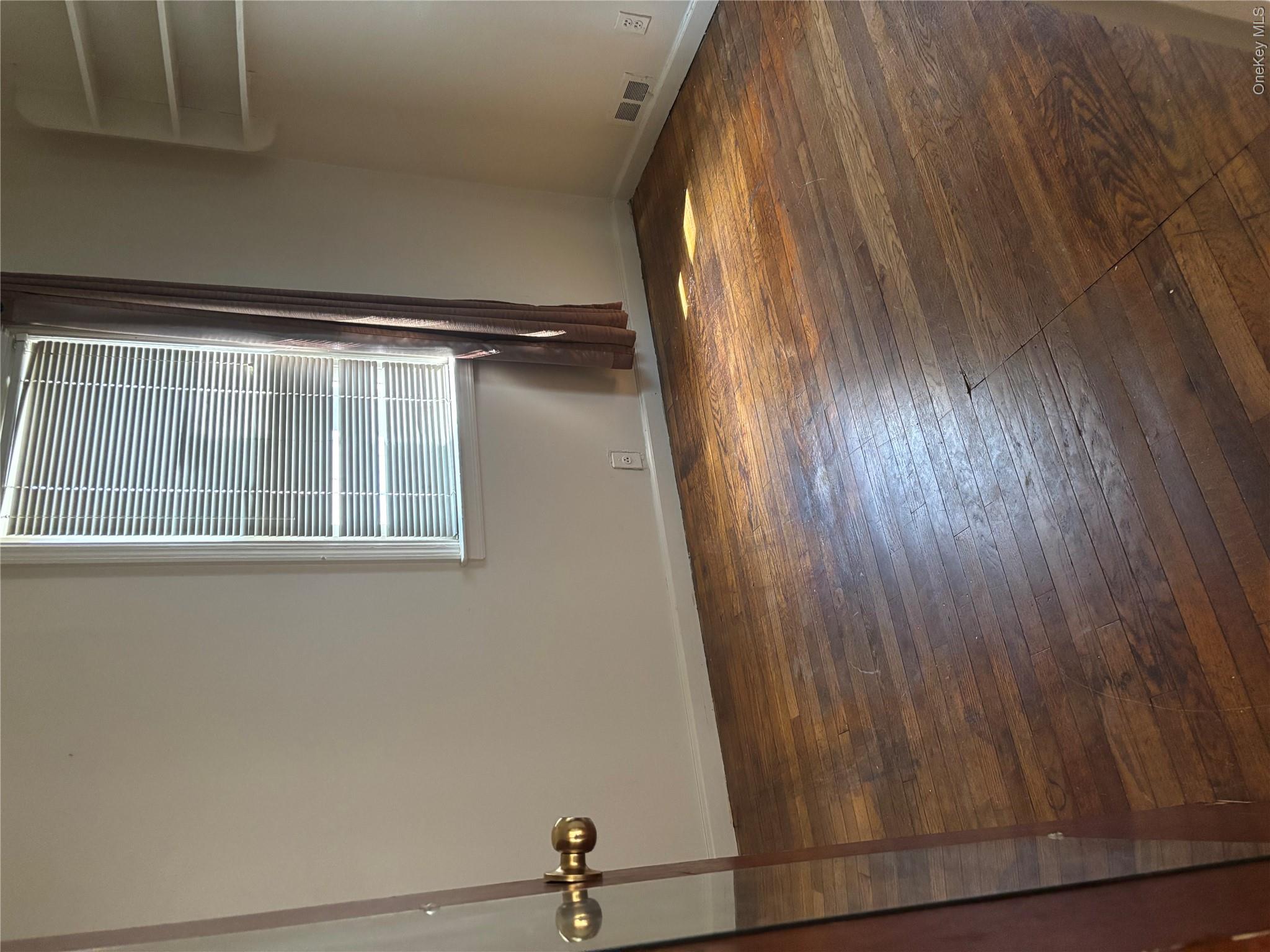 3251 Fairmount Avenue Property Photo 9
